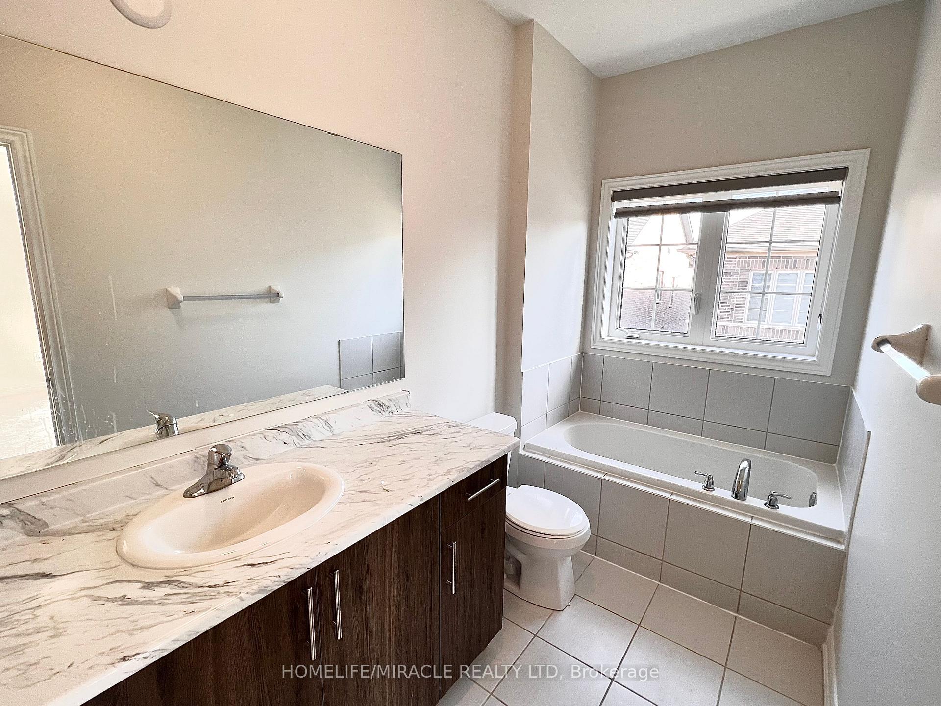 Photo 15 of 535 Veterans Drive, Brampton, Northwest Brampton — HOMEH