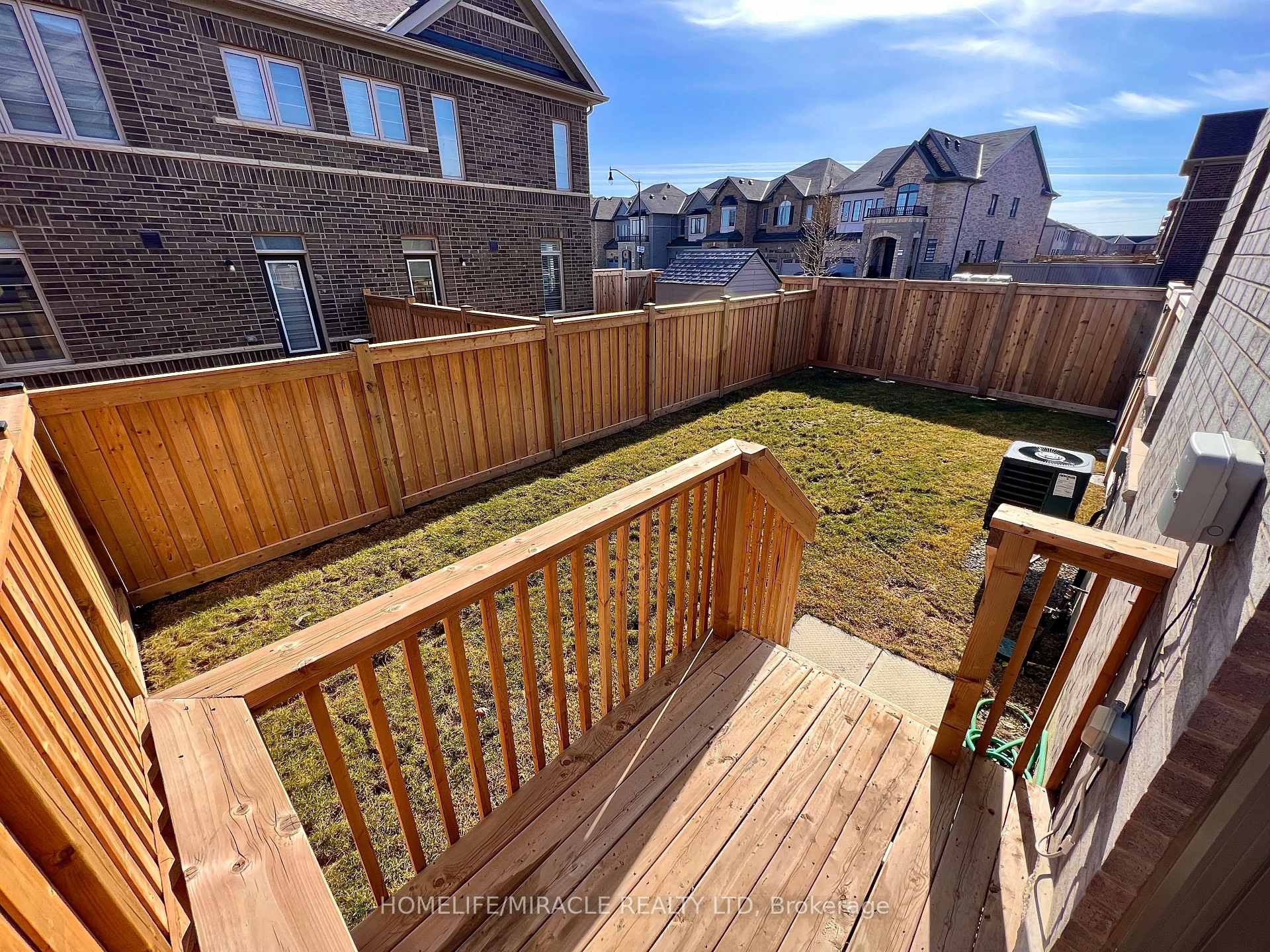 Photo 28 of 535 Veterans Drive, Brampton, Northwest Brampton — HOMEH