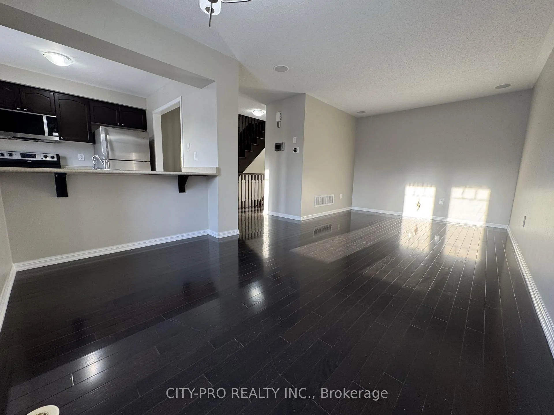 Photo 15 of 1037 Haxton Heights, Milton, Willmott — HOMEH