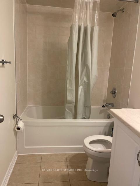 Photo 11 of 25 Muscovy Drive N, Brampton, Northwest Brampton — HOMEH