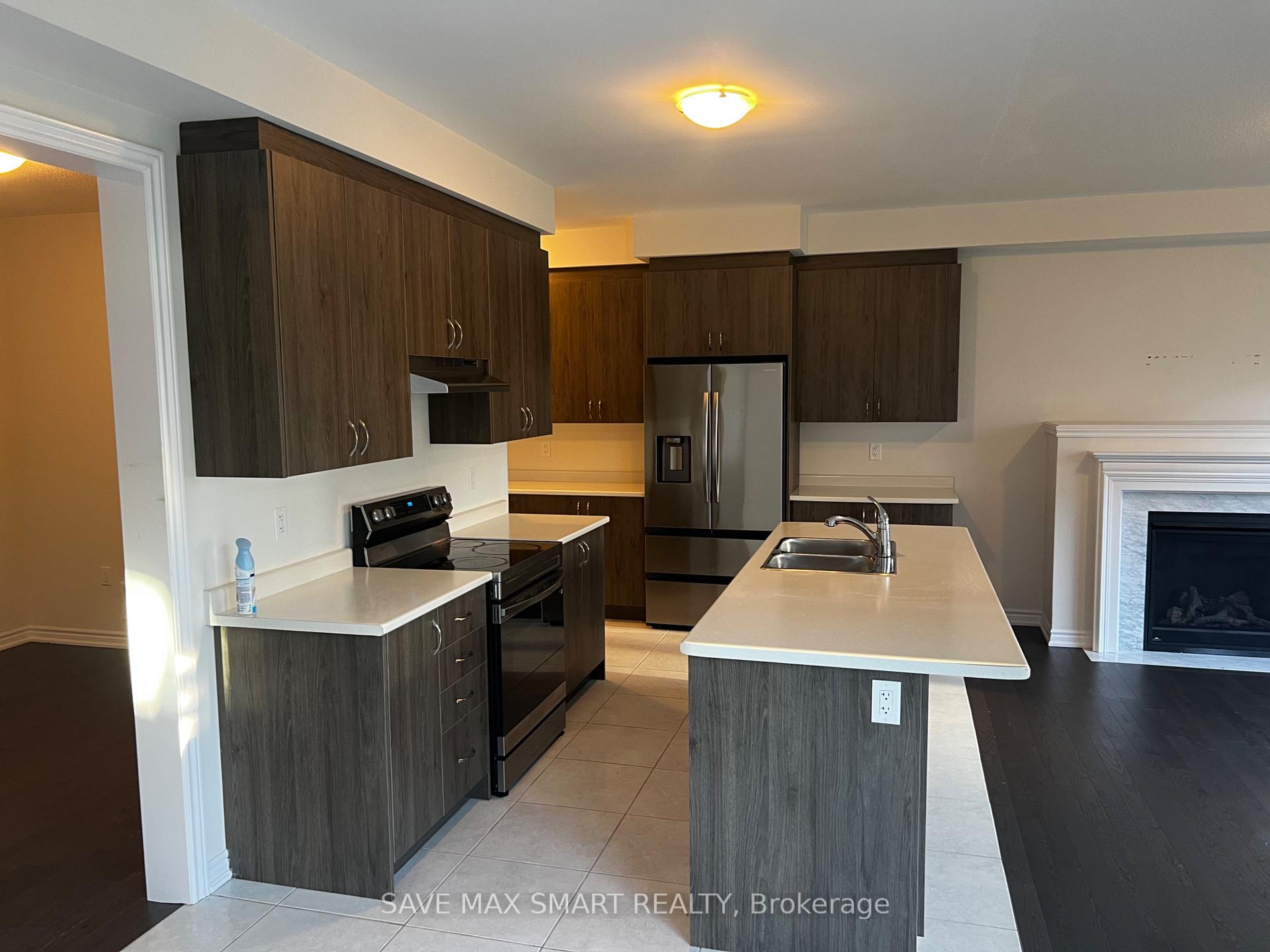 Photo 6 of 211 Terry Fox Drive, Barrie, Rural Barrie Southeast — HOMEH