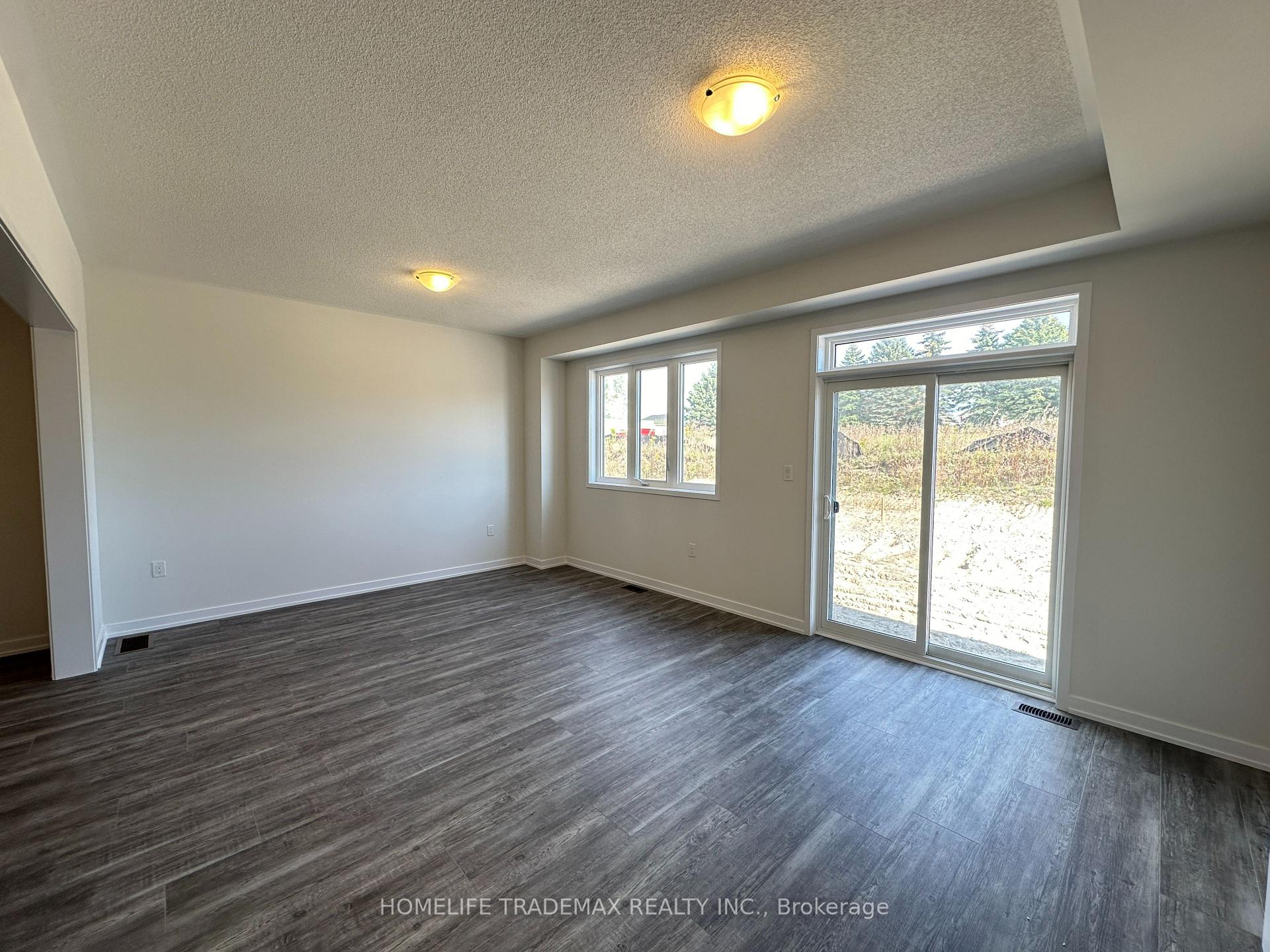 Photo 7 of 2046 Horace Duncan Crescent, Oshawa, Taunton — HOMEH