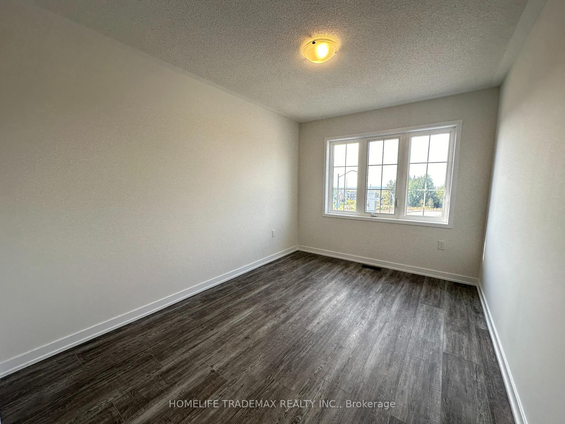 Photo 13 of 2046 Horace Duncan Crescent, Oshawa, Taunton — HOMEH