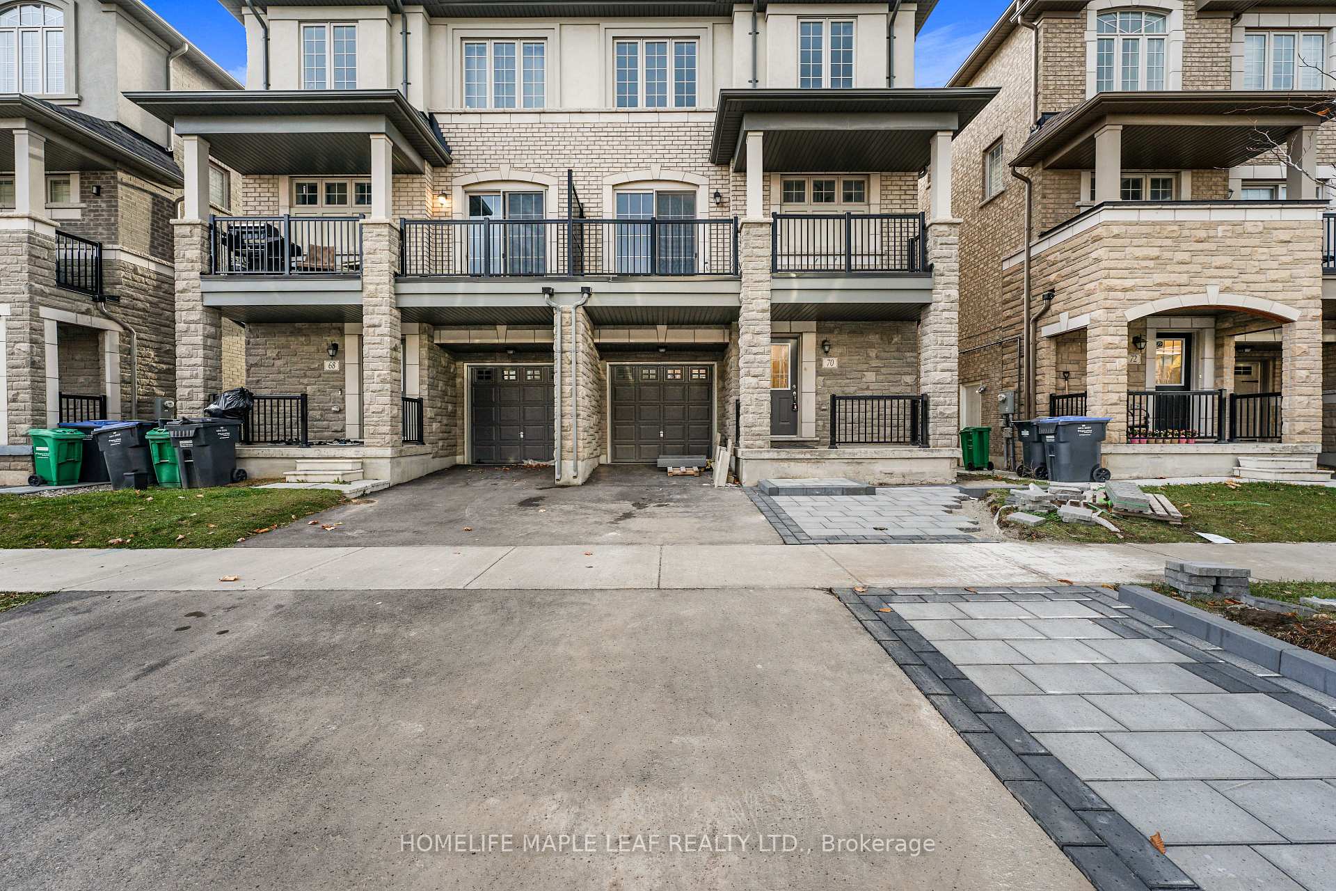 Photo 14 of 70 Hashmi Place, Brampton, Credit Valley — HOMEH