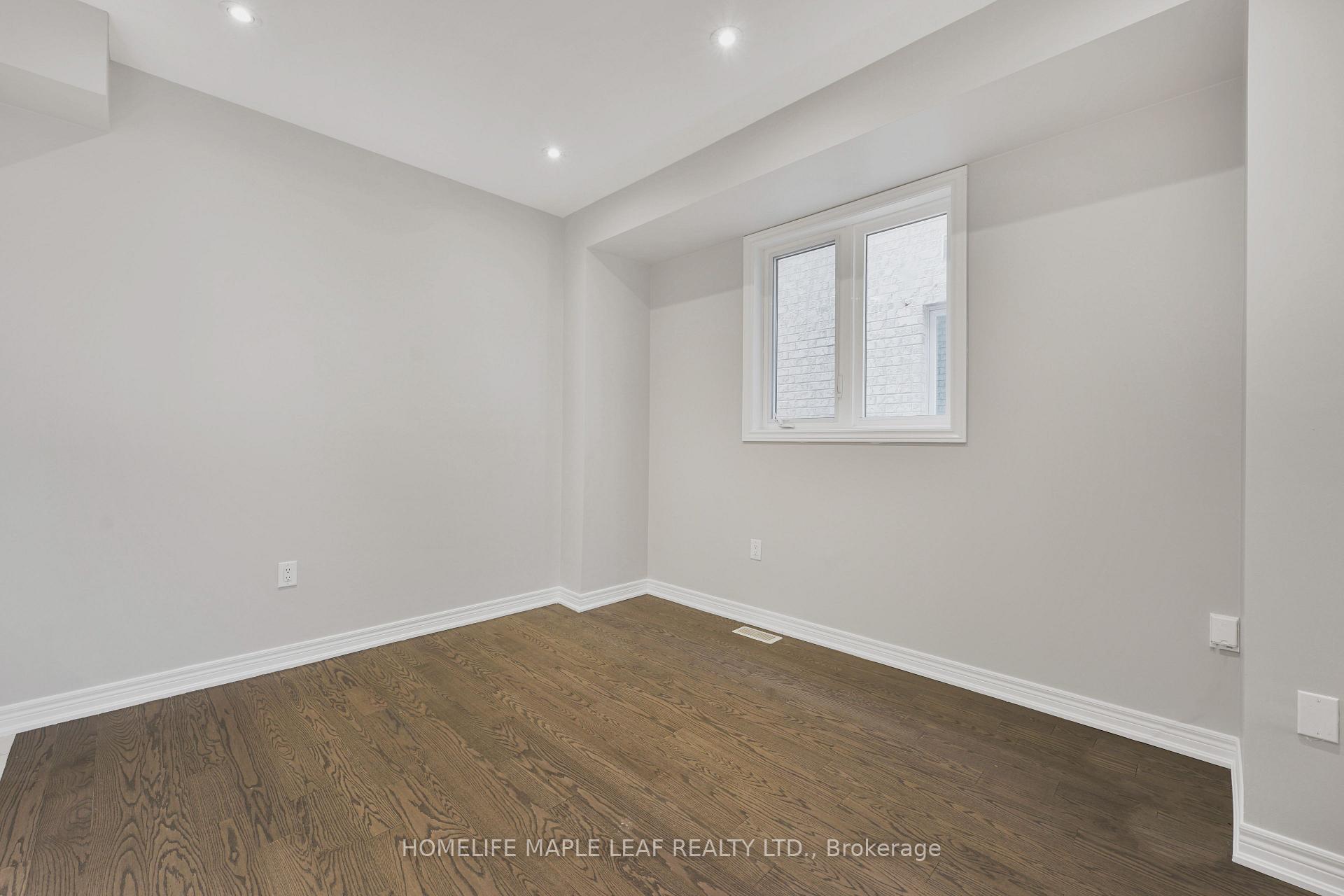 Photo 15 of 70 Hashmi Place, Brampton, Credit Valley — HOMEH