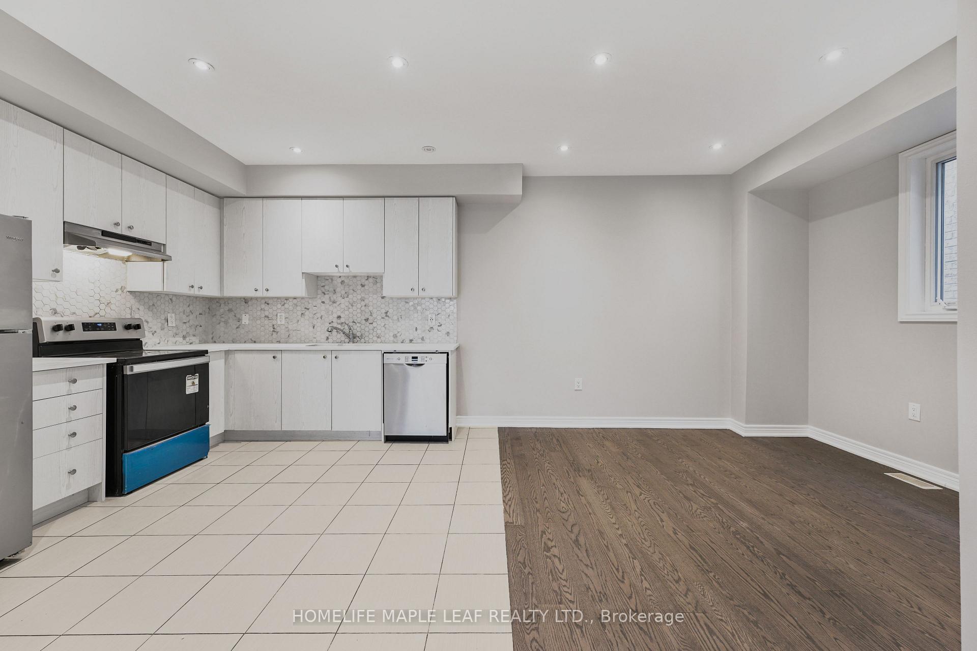 Photo 9 of 70 Hashmi Place, Brampton, Credit Valley — HOMEH