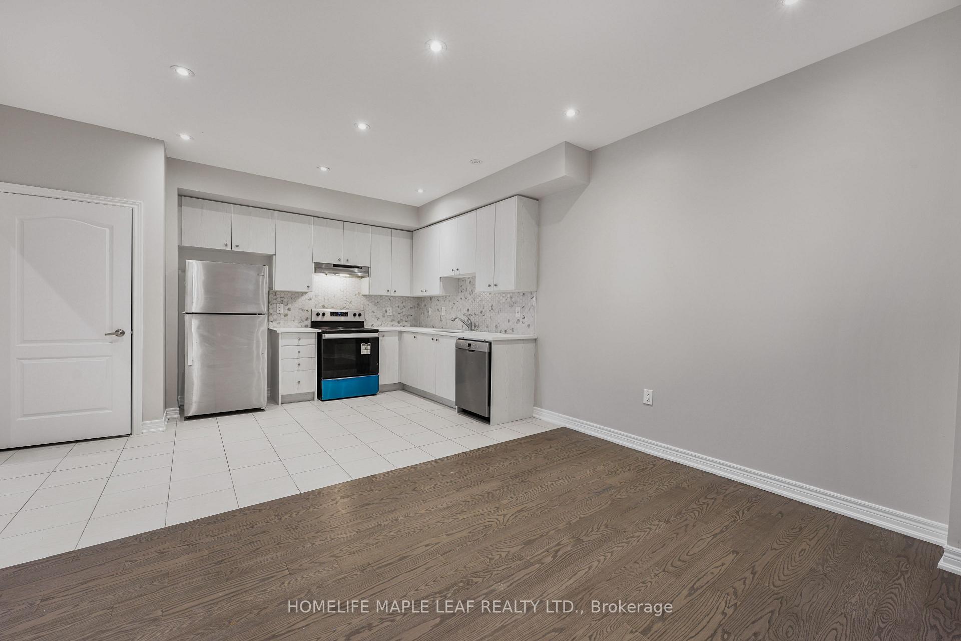 Photo 5 of 70 Hashmi Place, Brampton, Credit Valley — HOMEH