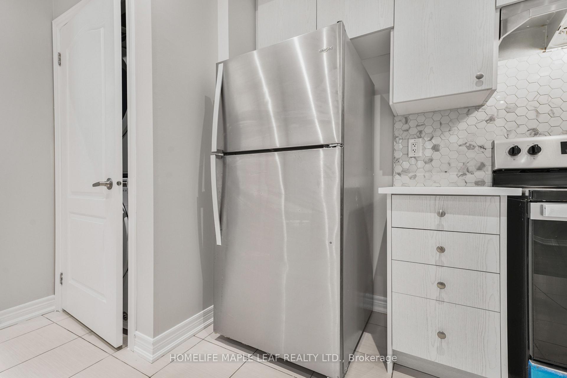 Photo 18 of 70 Hashmi Place, Brampton, Credit Valley — HOMEH