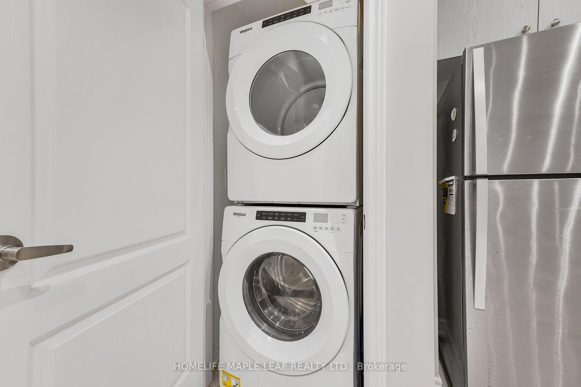 Photo 37 of 70 Hashmi Place, Brampton, Credit Valley — HOMEH
