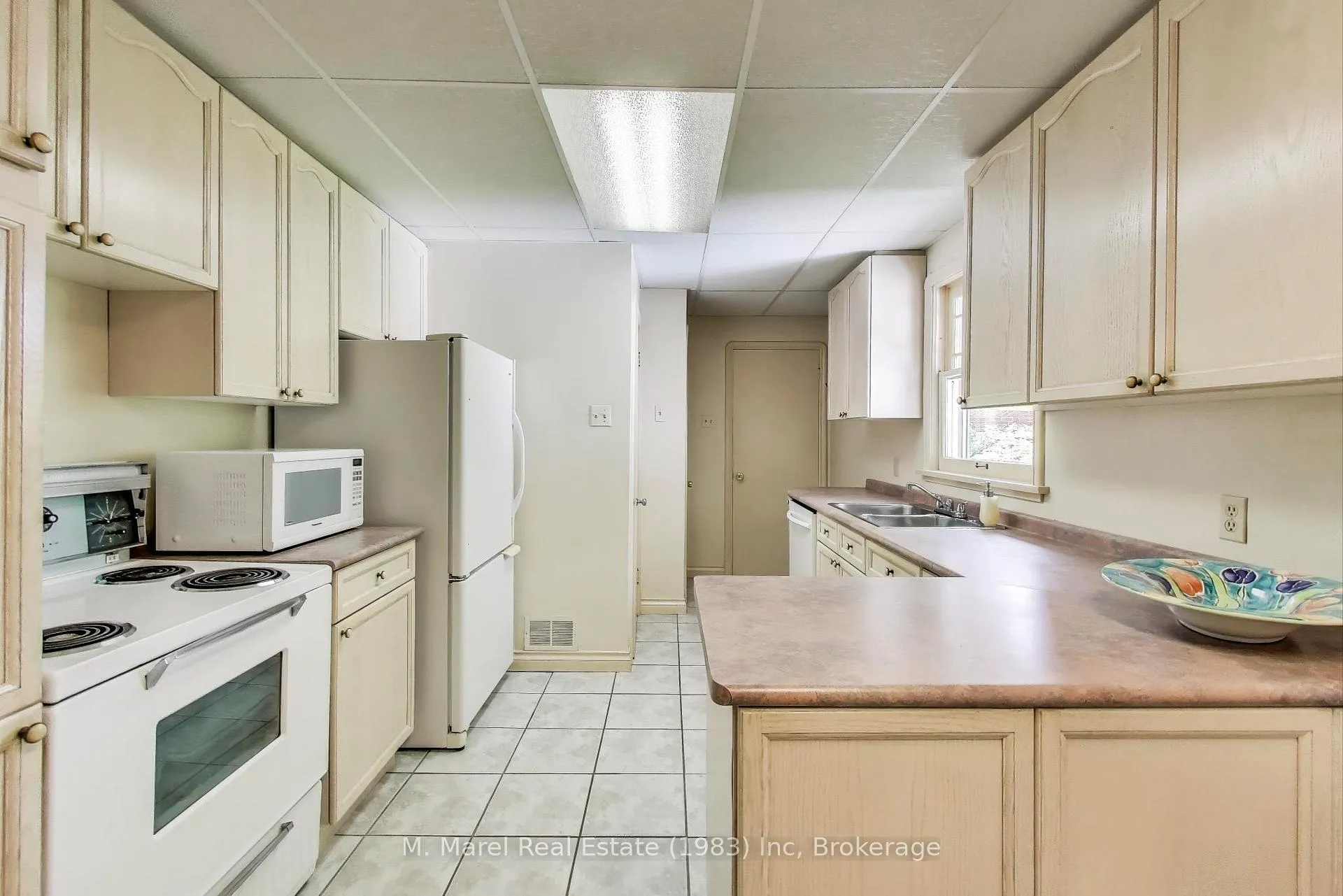 Photo 9 of 9 Avalon Avenue, Hamilton, Stoney Creek — HOMEH