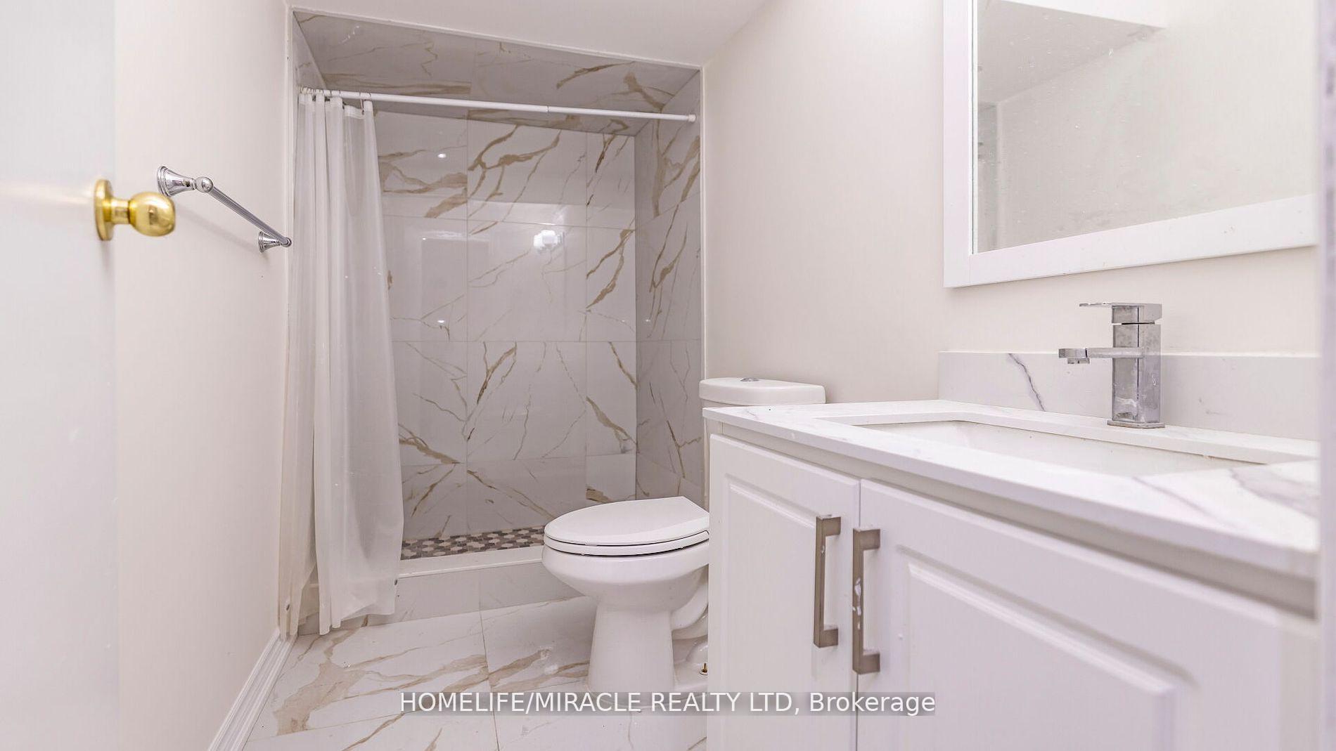 Photo 5 of Unit Bsmt, 74 Kingknoll Drive, Brampton, Fletcher's Creek South — HOMEH