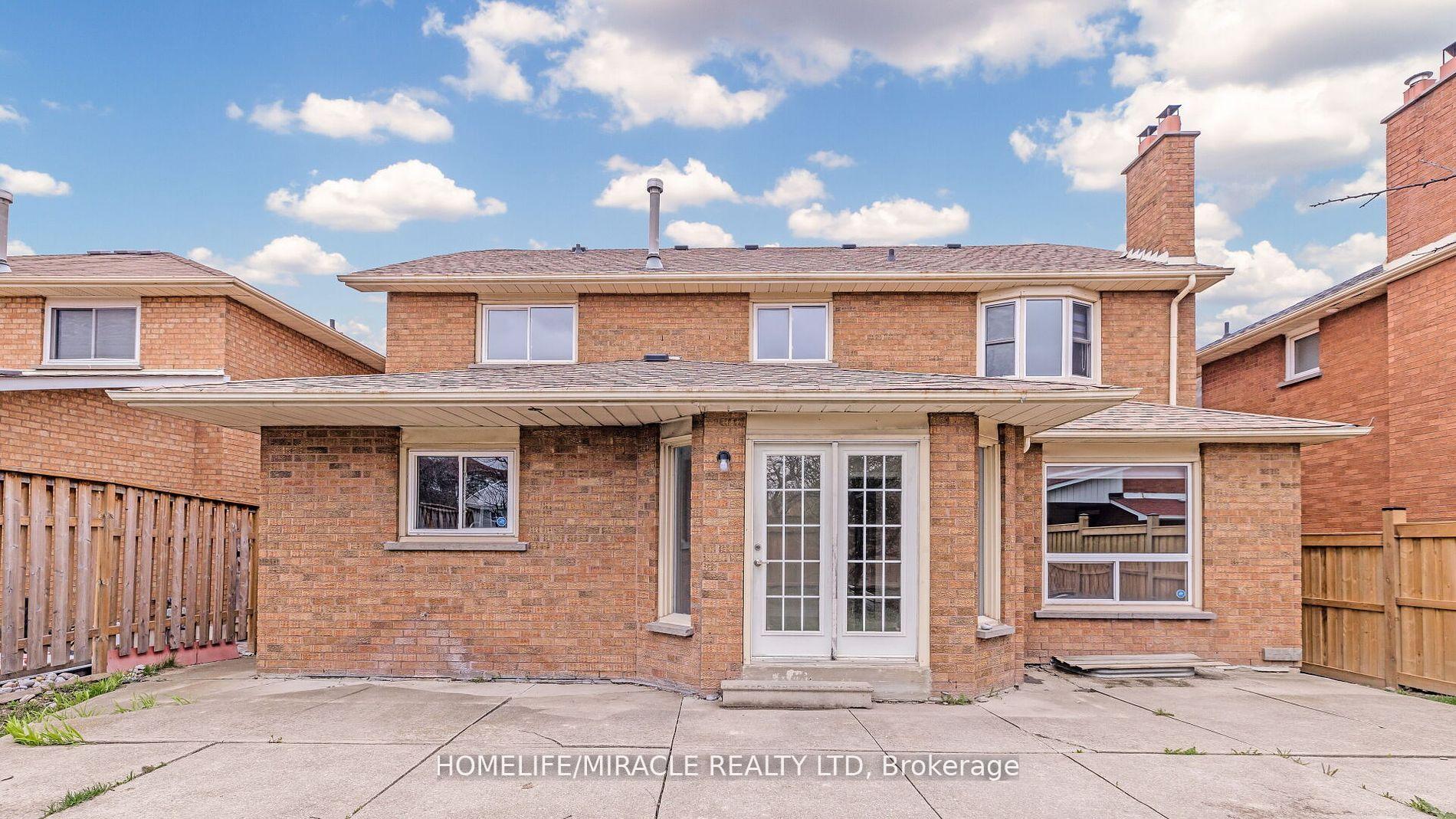 Photo 10 of Unit Bsmt, 74 Kingknoll Drive, Brampton, Fletcher's Creek South — HOMEH