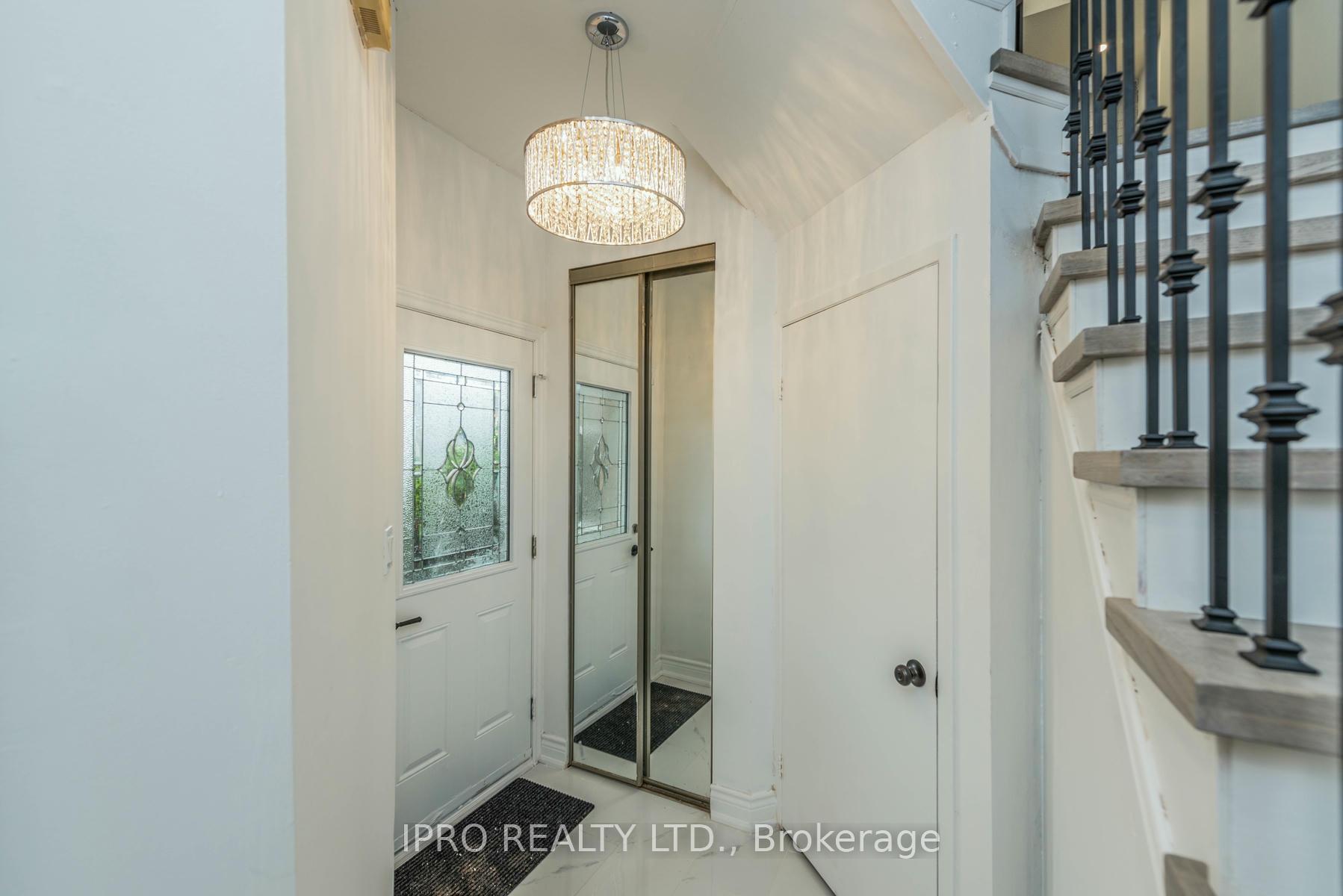 Photo 3 of 1666 McBrady Crescent, Pickering, Brock Ridge — HOMEH