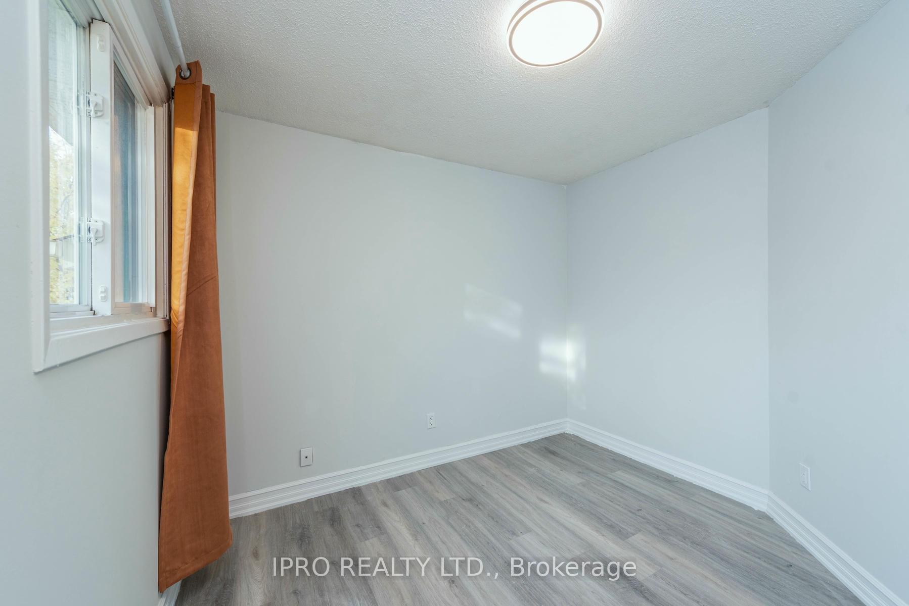 Photo 7 of 1666 McBrady Crescent, Pickering, Brock Ridge — HOMEH