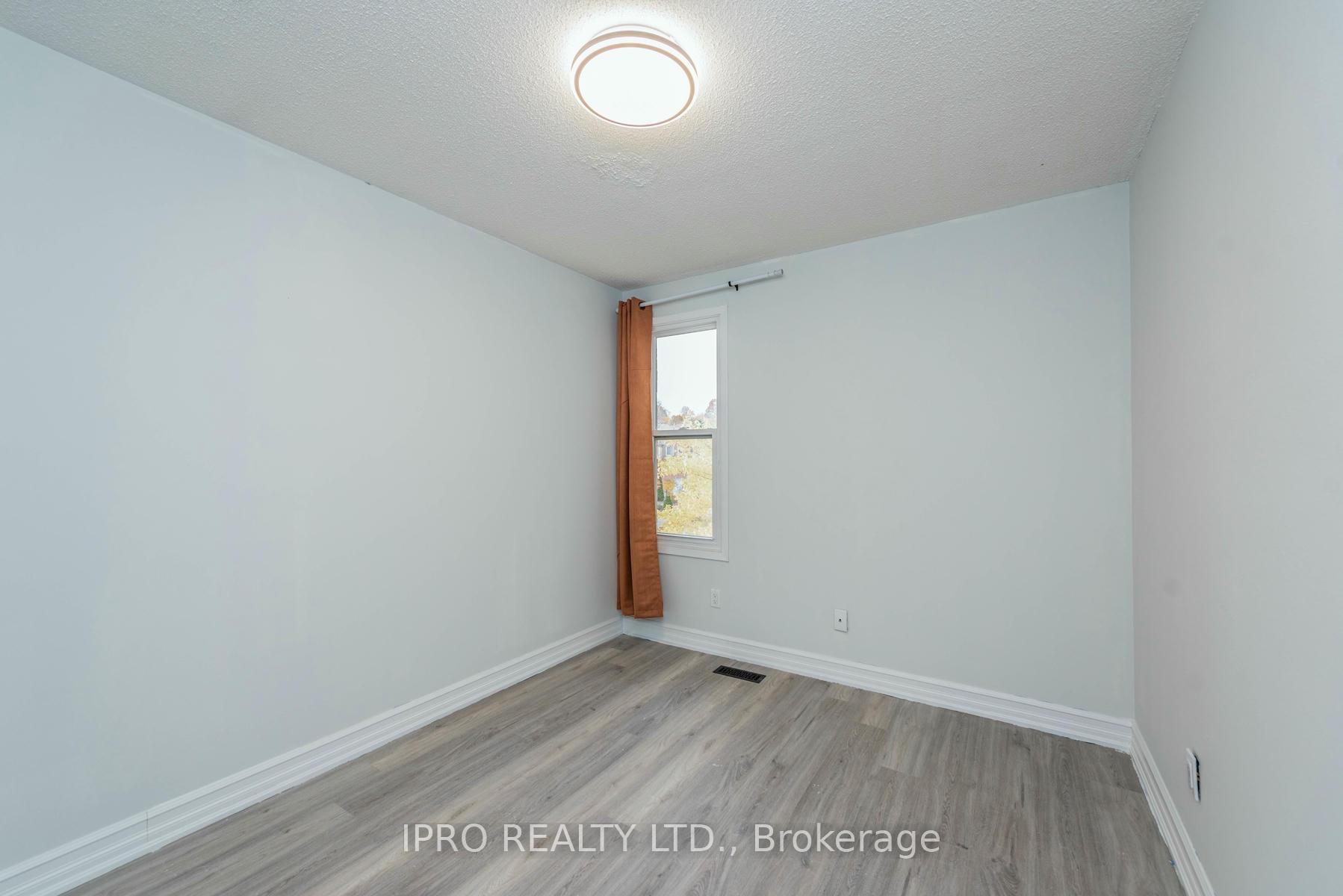 Photo 13 of 1666 McBrady Crescent, Pickering, Brock Ridge — HOMEH