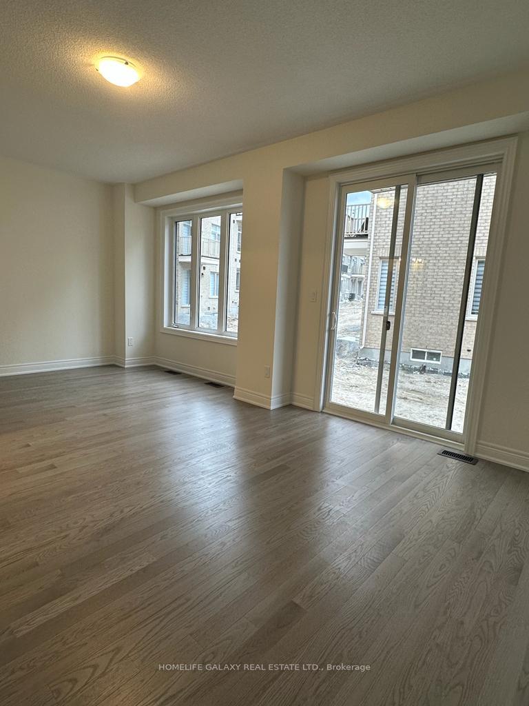 Photo 18 of 28 Phillipsen Way, Markham, Cedarwood — HOMEH