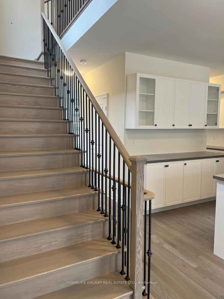 Photo 3 of 28 Phillipsen Way, Markham, Cedarwood — HOMEH
