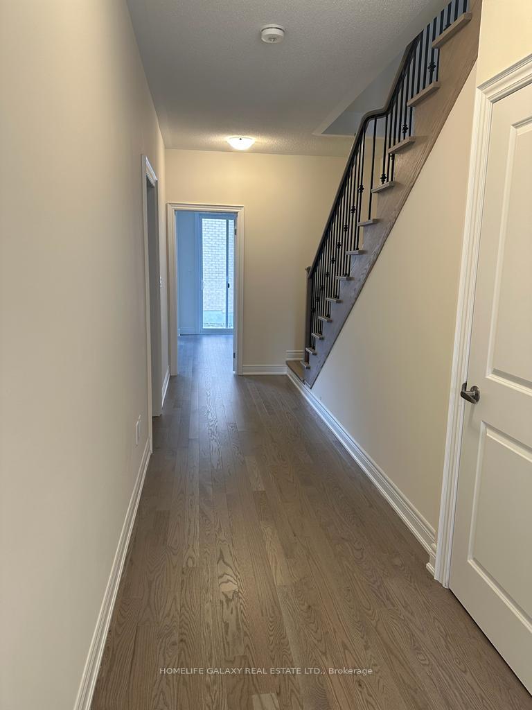 Photo 8 of 28 Phillipsen Way, Markham, Cedarwood — HOMEH