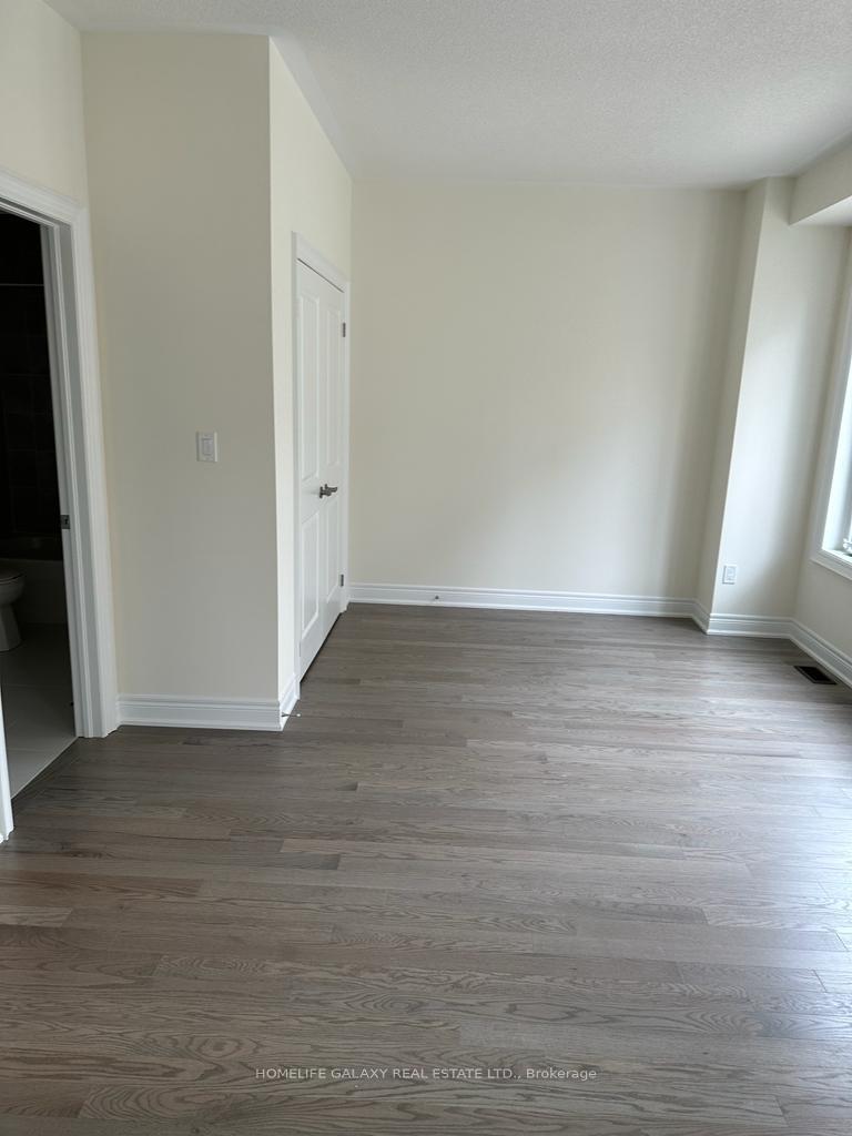 Photo 9 of 28 Phillipsen Way, Markham, Cedarwood — HOMEH