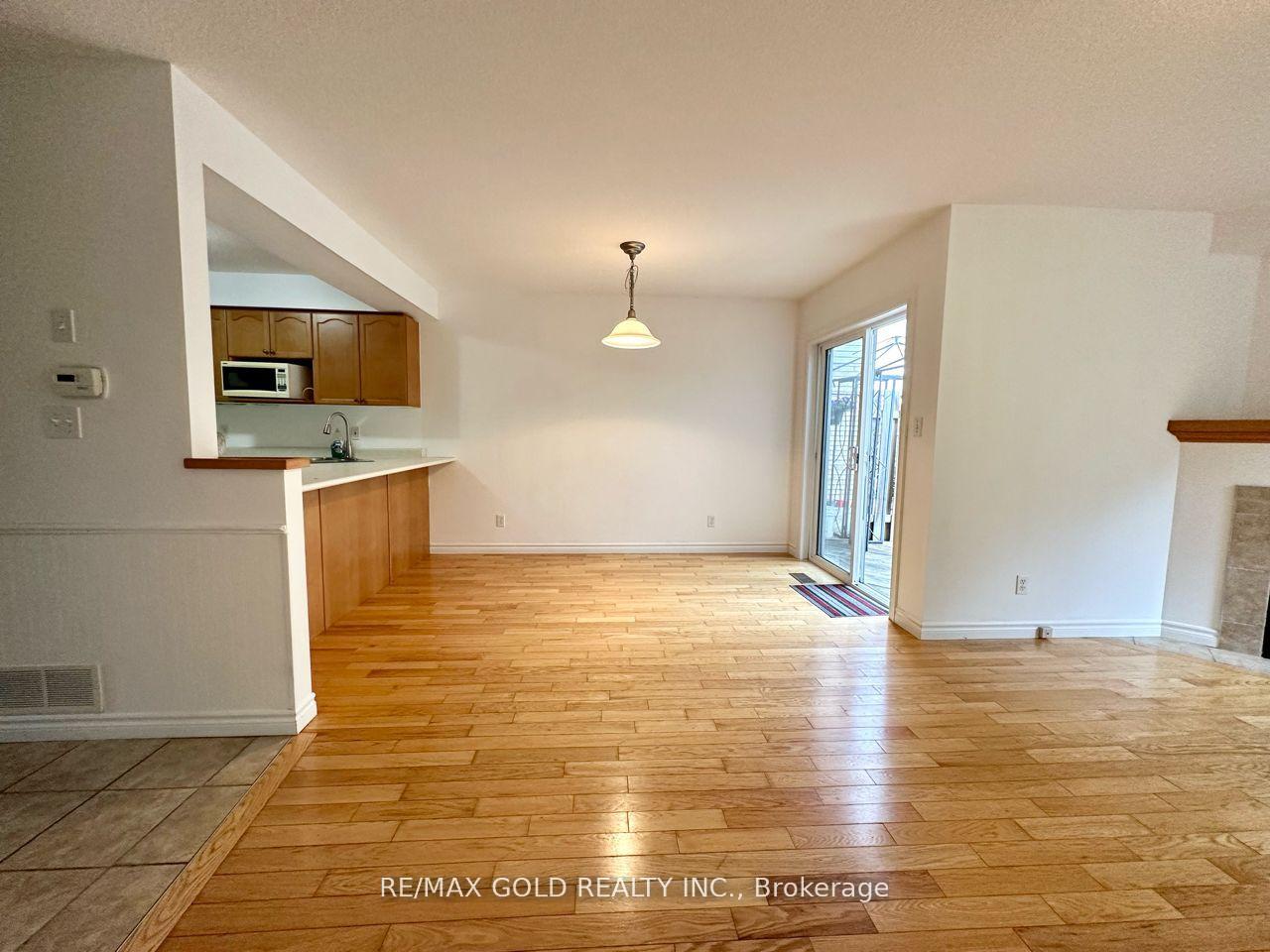 Photo 16 of 509 Mariner Drive, Waterloo — HOMEH