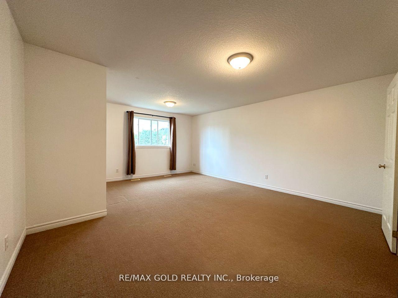 Photo 9 of 509 Mariner Drive, Waterloo — HOMEH