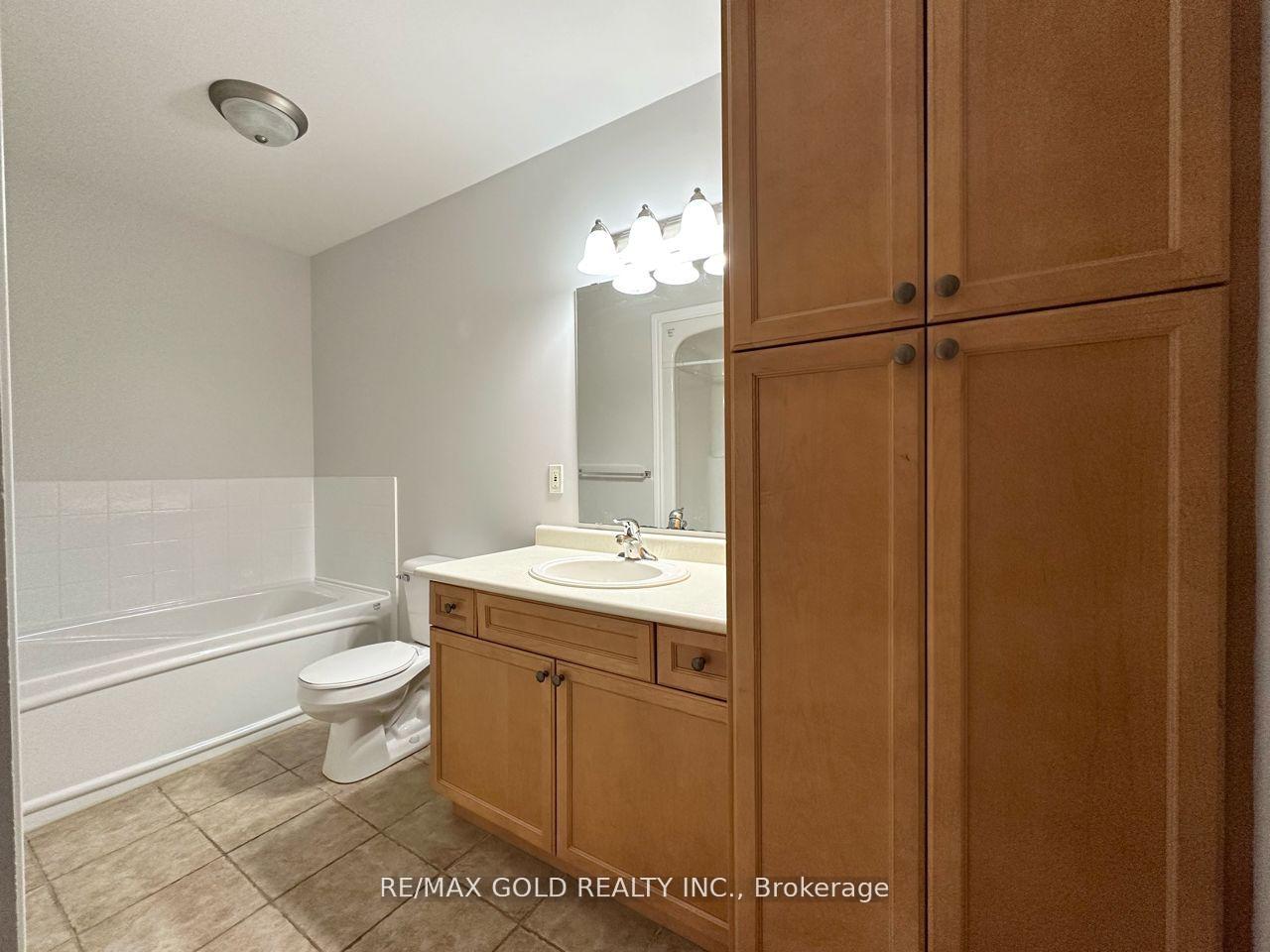 Photo 8 of 509 Mariner Drive, Waterloo — HOMEH