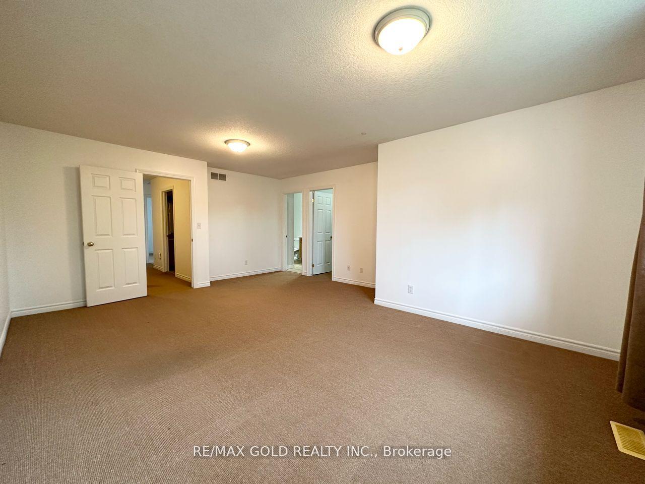 Photo 18 of 509 Mariner Drive, Waterloo — HOMEH