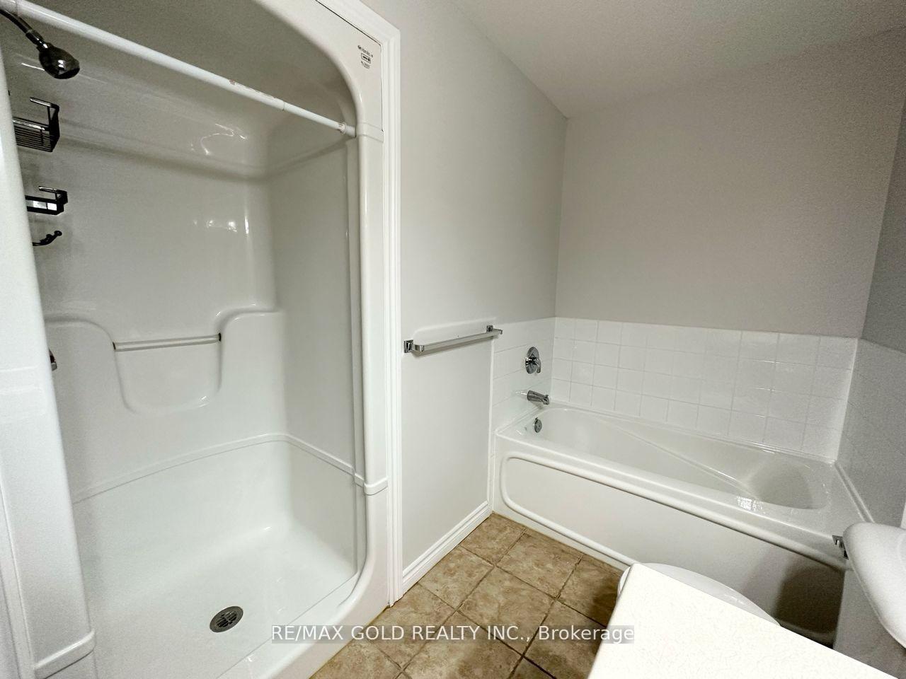 Photo 19 of 509 Mariner Drive, Waterloo — HOMEH