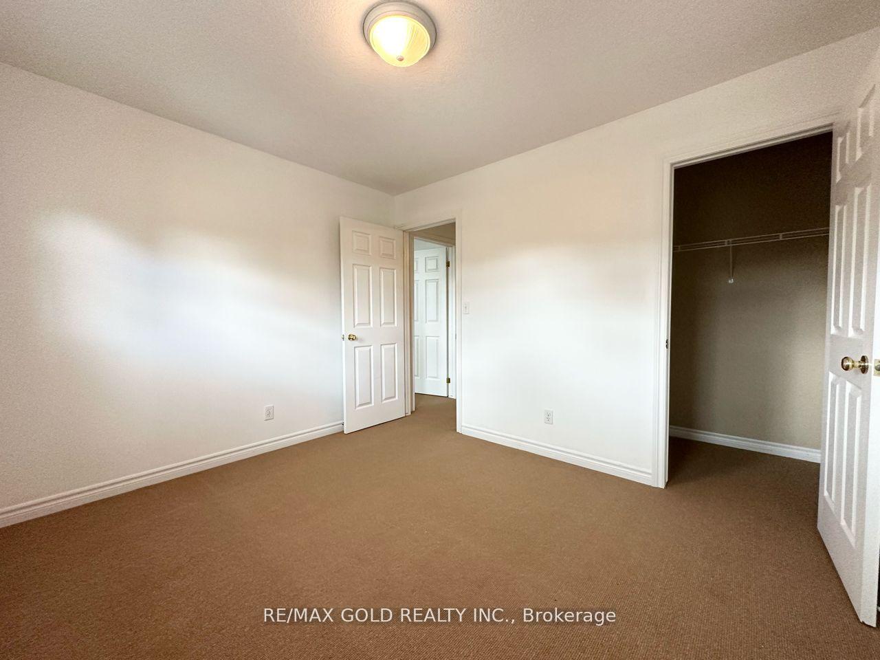 Photo 25 of 509 Mariner Drive, Waterloo — HOMEH