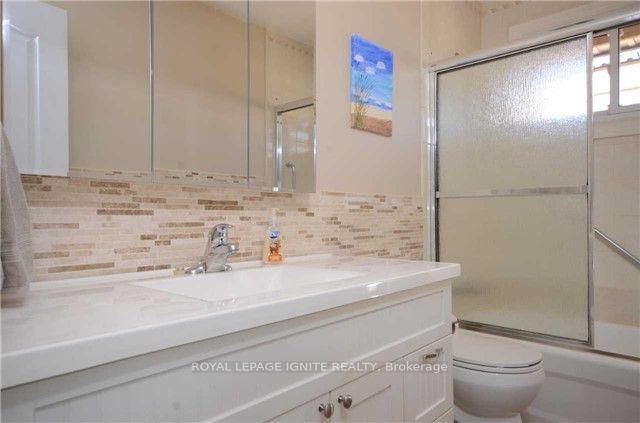 Photo 11 of 777 Ashley Court, Oshawa, Centennial — HOMEH