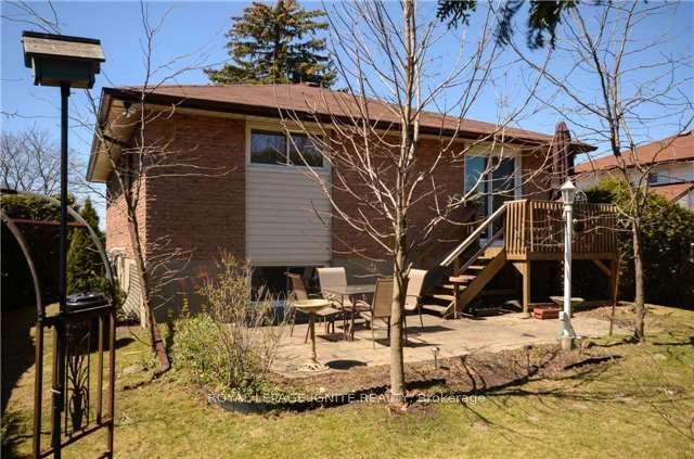 Photo 17 of 777 Ashley Court, Oshawa, Centennial — HOMEH