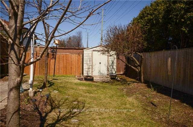 Photo 15 of 777 Ashley Court, Oshawa, Centennial — HOMEH