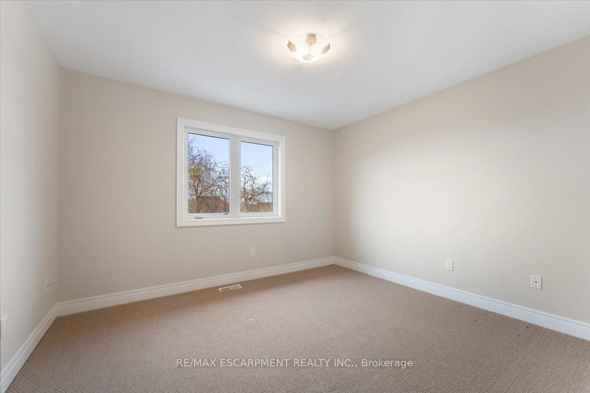 Photo 20 of 38 Bell Avenue, Grimsby, Grimsby East — HOMEH
