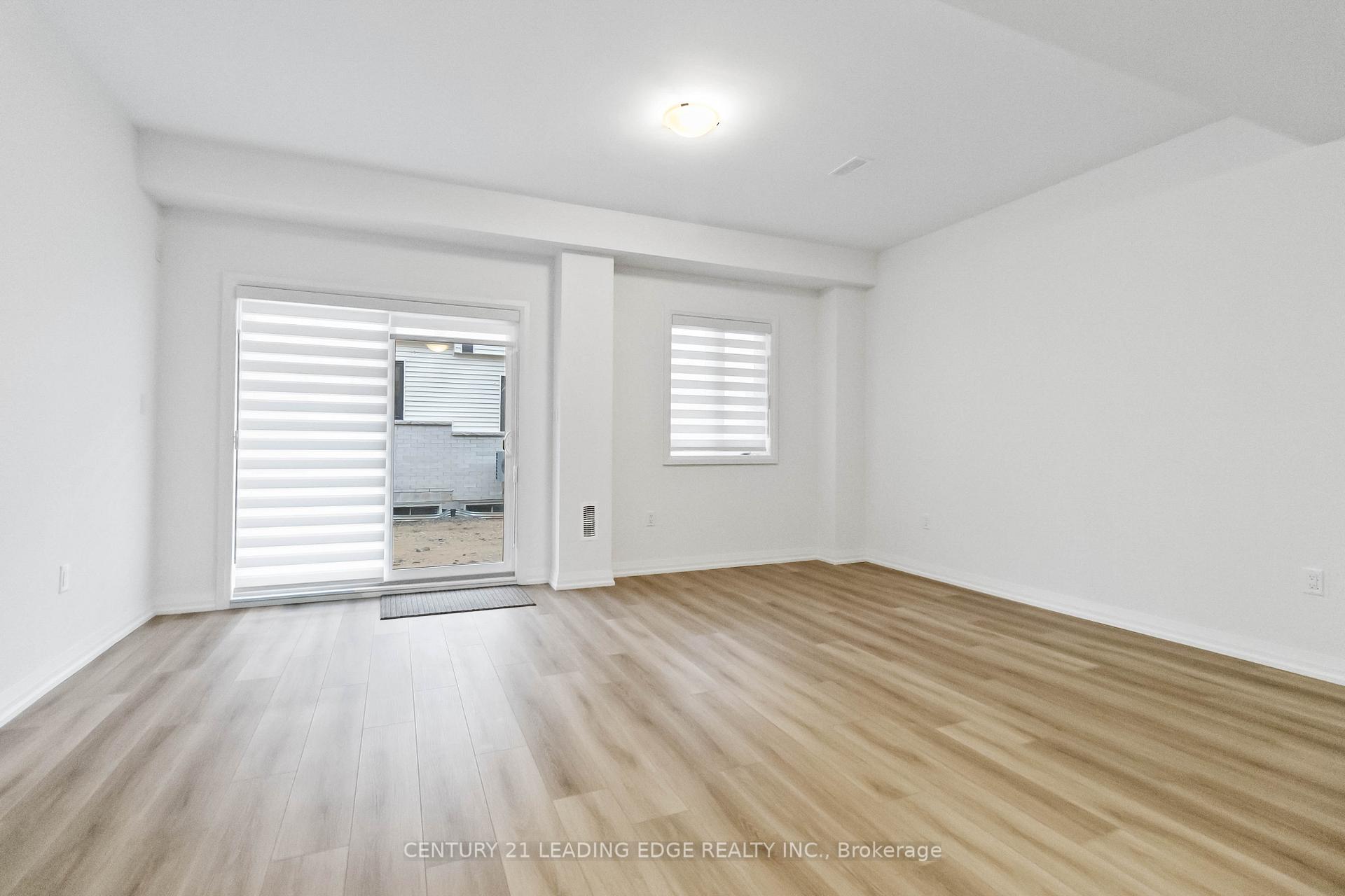 Photo 28 of Unit 43, 55 Tom Brown Drive, Brant, Paris — HOMEH