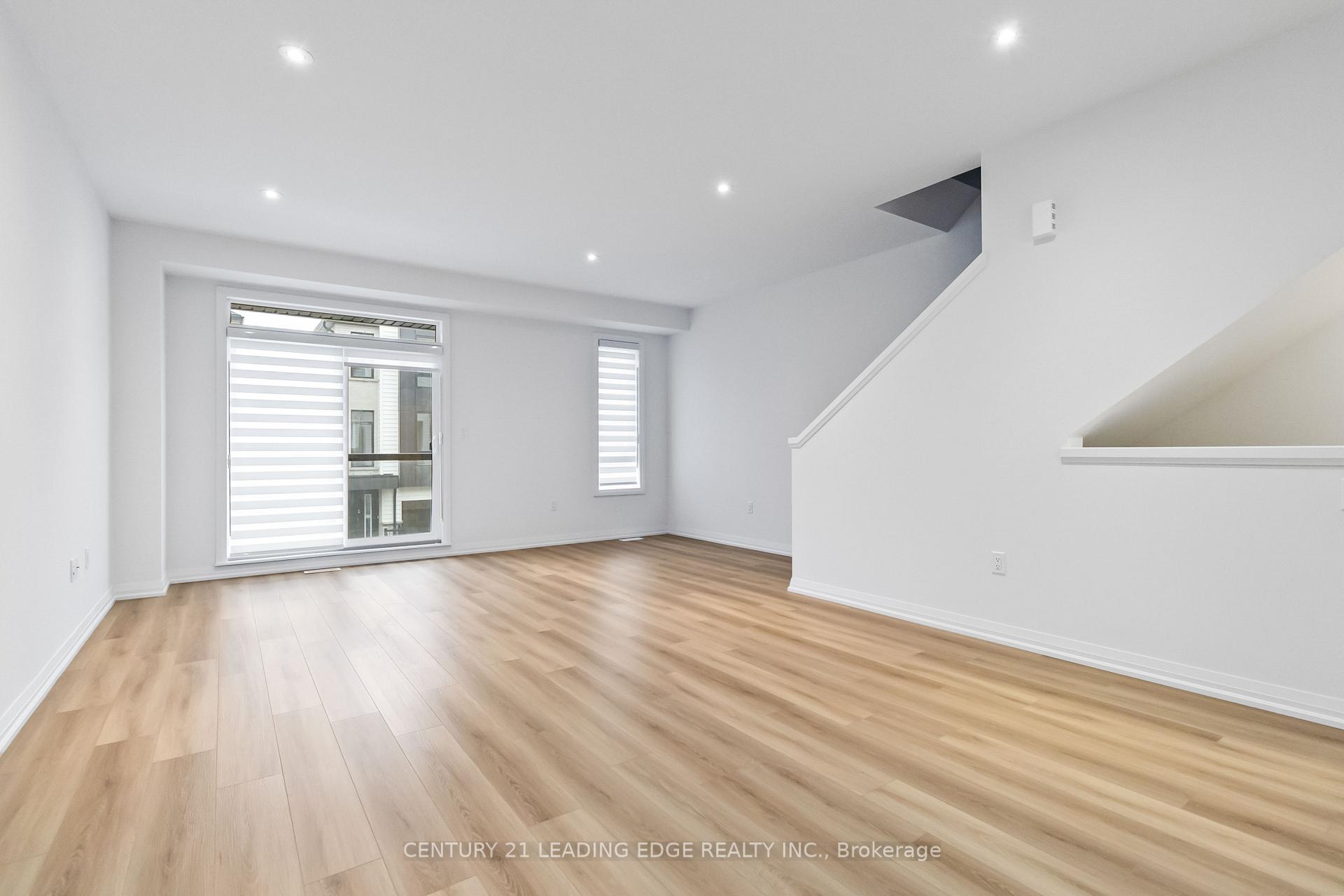 Photo 13 of Unit 43, 55 Tom Brown Drive, Brant, Paris — HOMEH