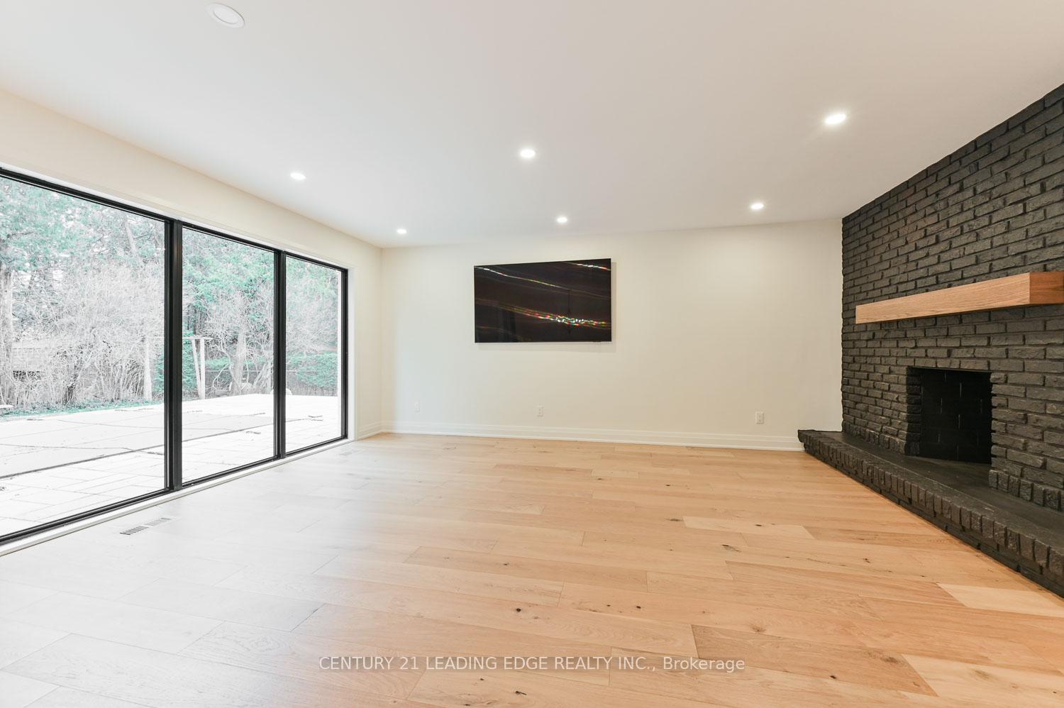 Photo 8 of 5015 Ashburn Road, Whitby, Taunton North — HOMEH