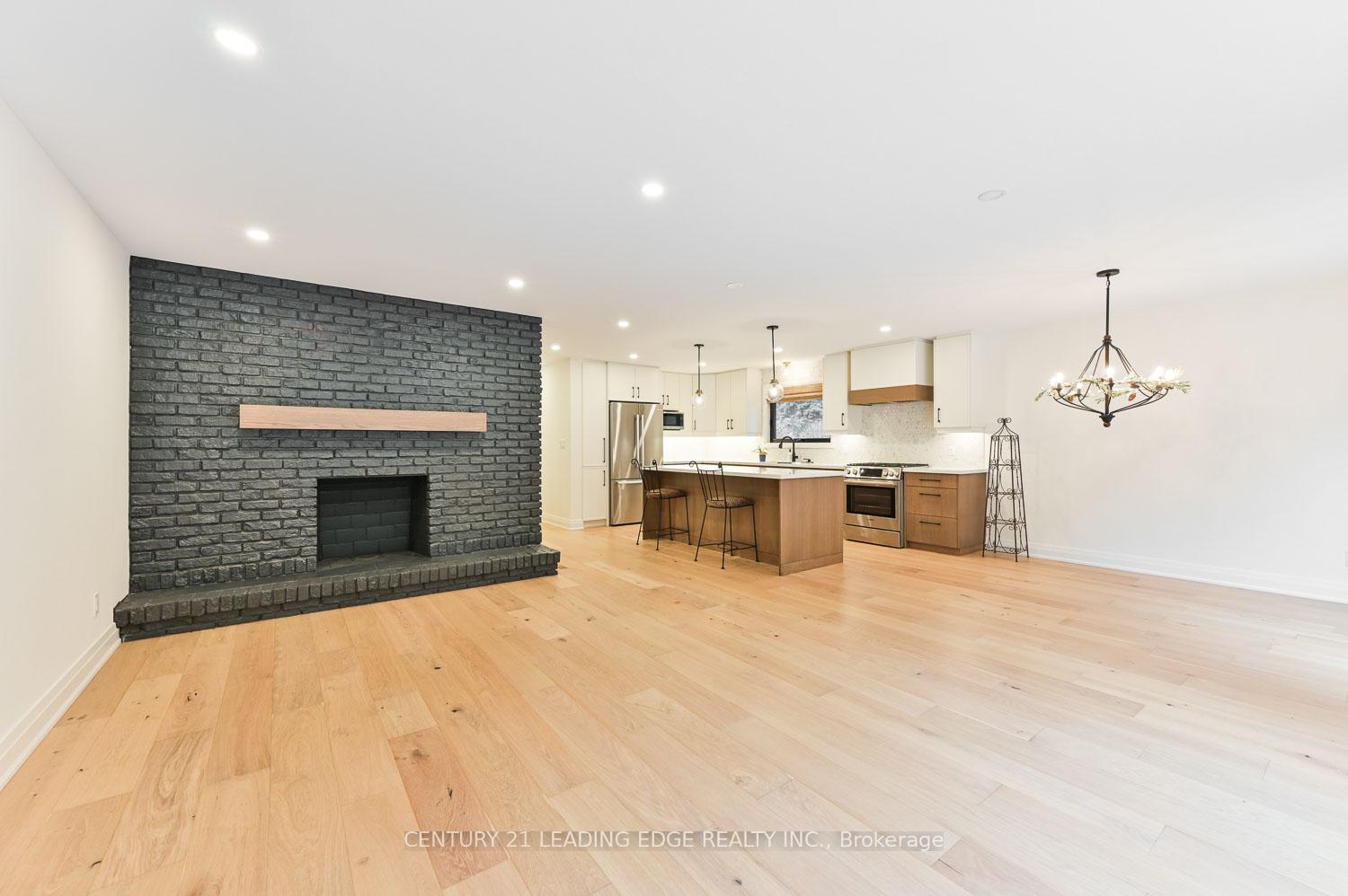 Photo 7 of 5015 Ashburn Road, Whitby, Taunton North — HOMEH