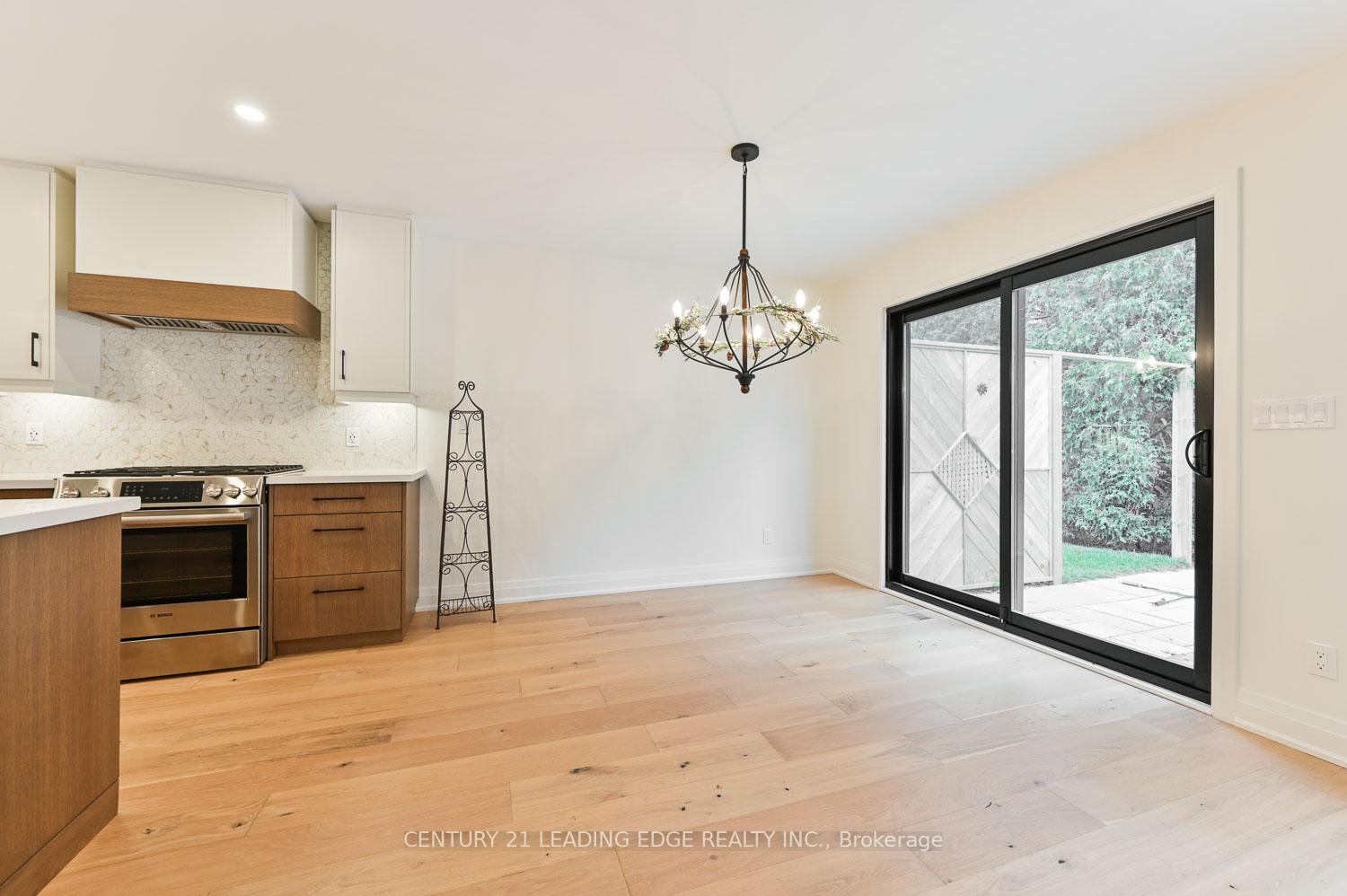 Photo 10 of 5015 Ashburn Road, Whitby, Taunton North — HOMEH