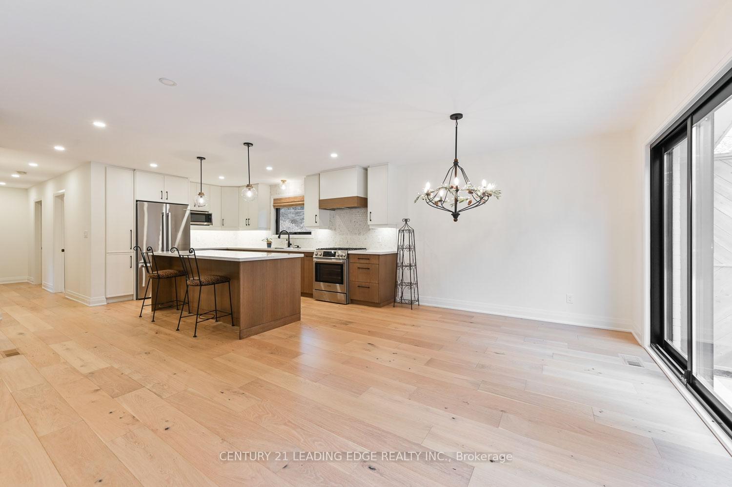 Photo 12 of 5015 Ashburn Road, Whitby, Taunton North — HOMEH