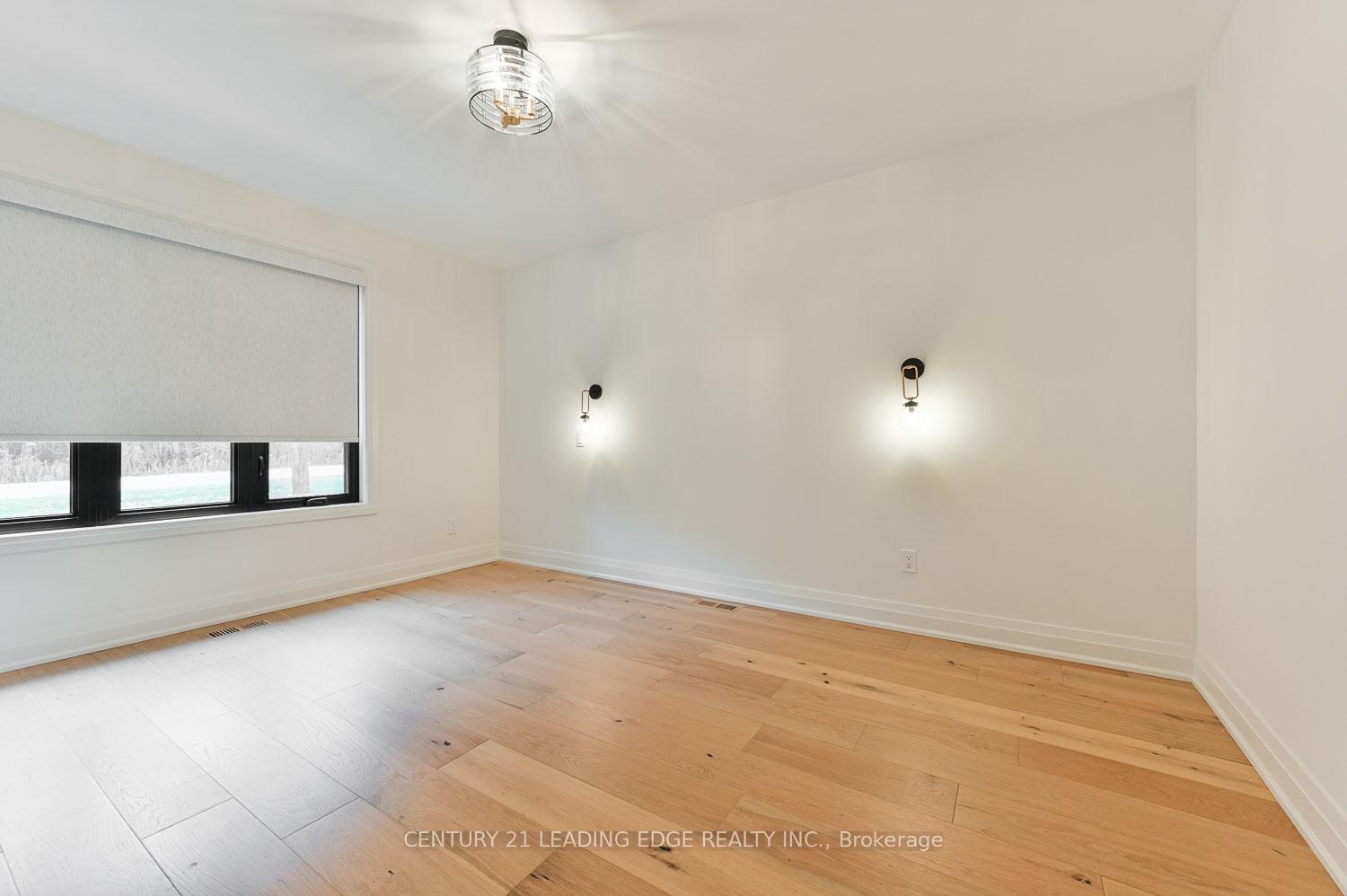 Photo 23 of 5015 Ashburn Road, Whitby, Taunton North — HOMEH