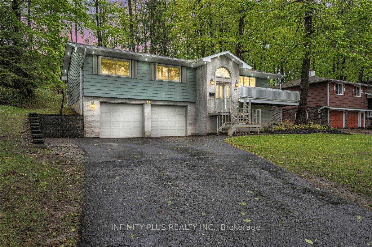 Photo 2 of 87 Little Lake Drive, Barrie, Little Lake — HOMEH
