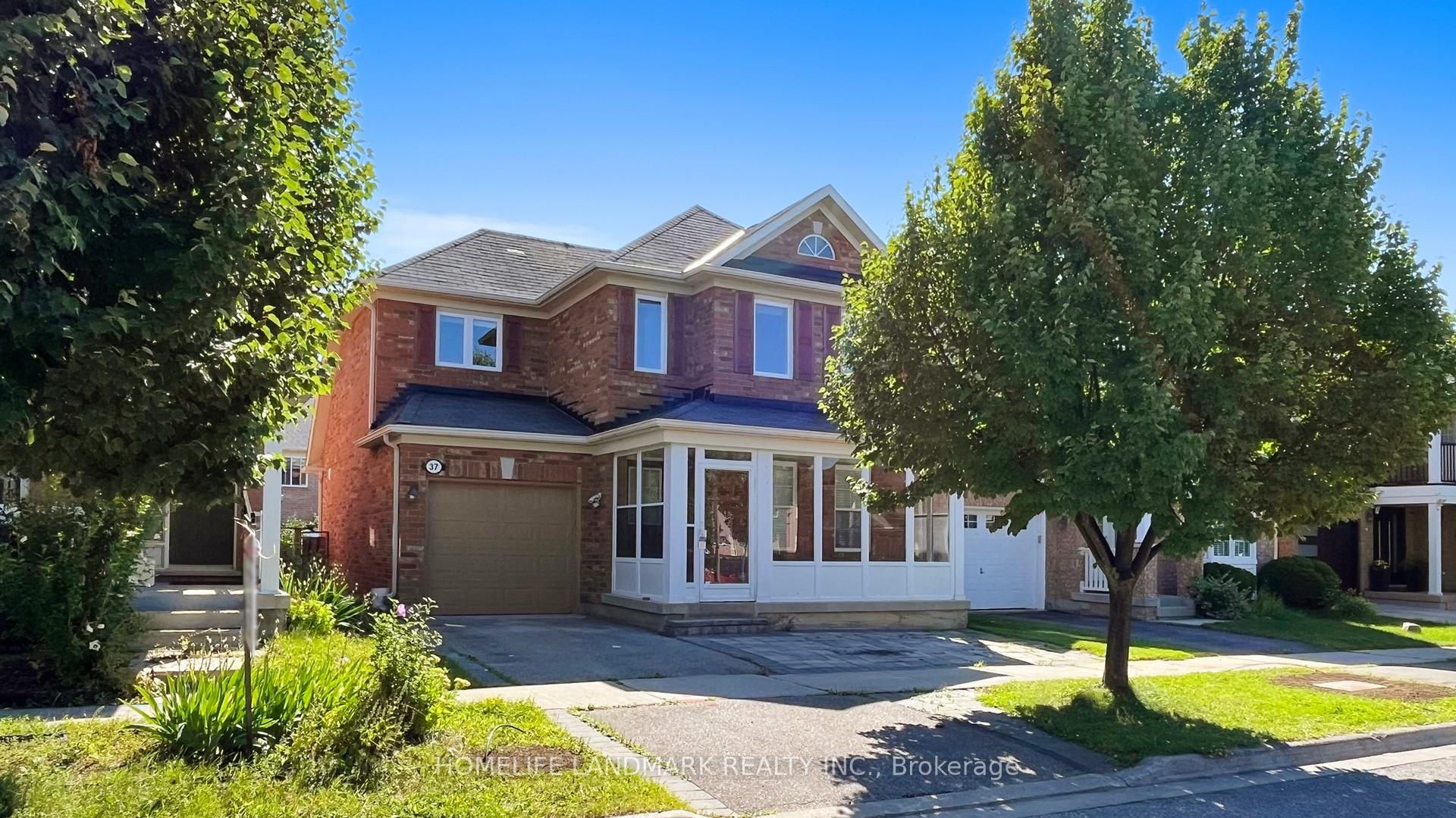 Front of Unit (Bsmt), 37 Roy Rainey Avenue