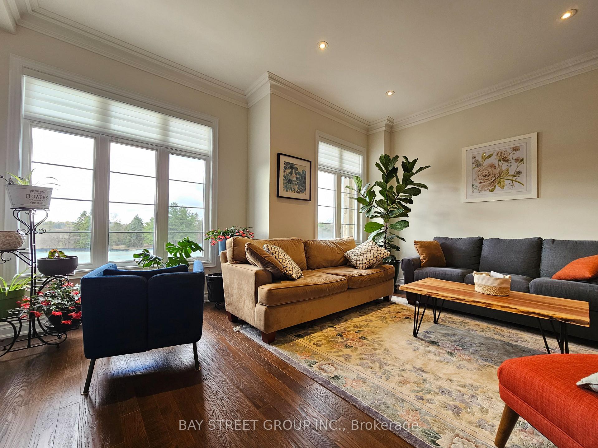 Photo 9 of 57 Yorkton Boulevard, Markham, Angus Glen — HOMEH