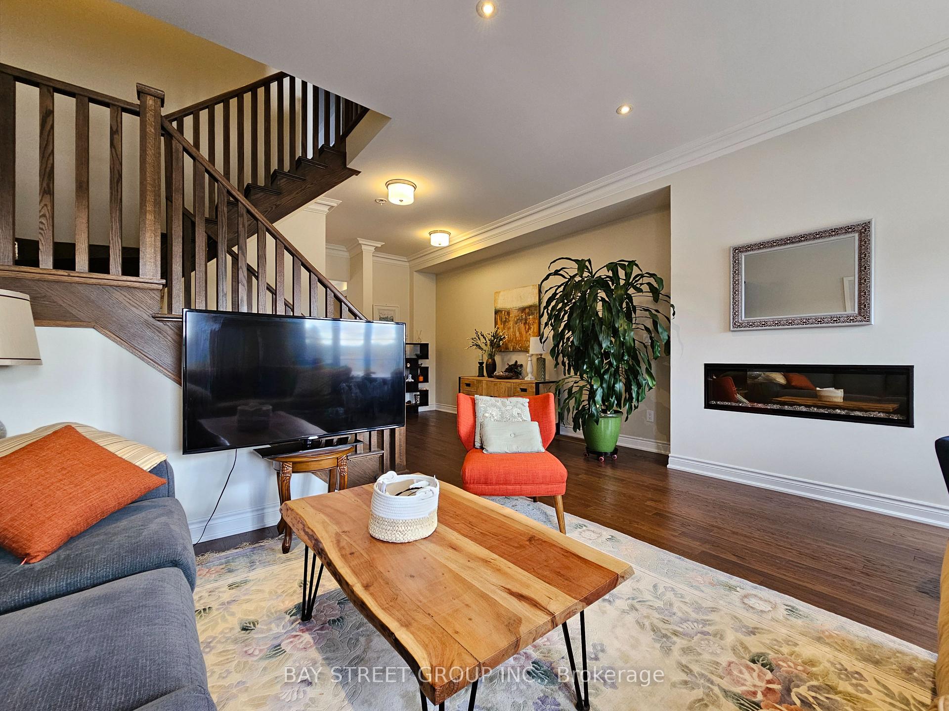 Photo 19 of 57 Yorkton Boulevard, Markham, Angus Glen — HOMEH