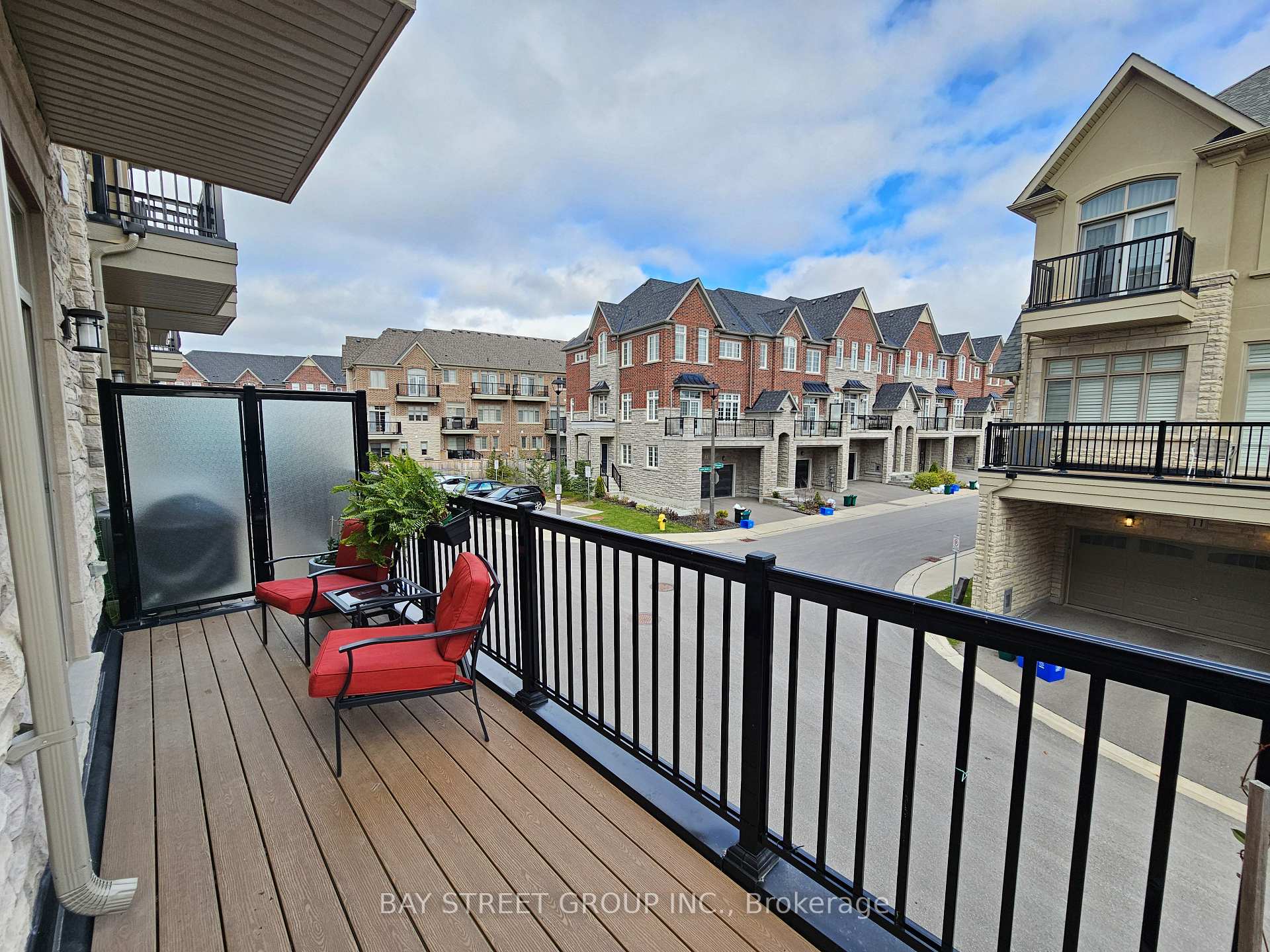 Photo 38 of 57 Yorkton Boulevard, Markham, Angus Glen — HOMEH