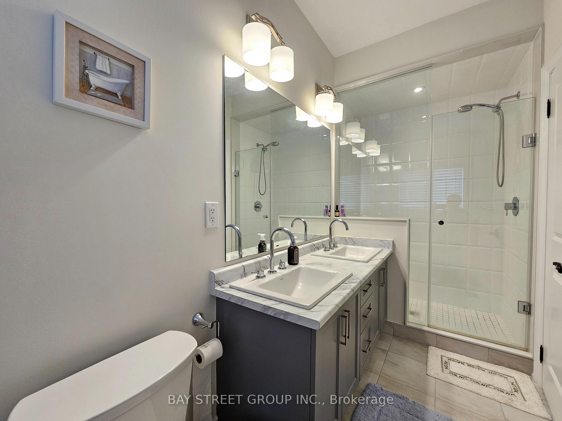 Photo 32 of 57 Yorkton Boulevard, Markham, Angus Glen — HOMEH