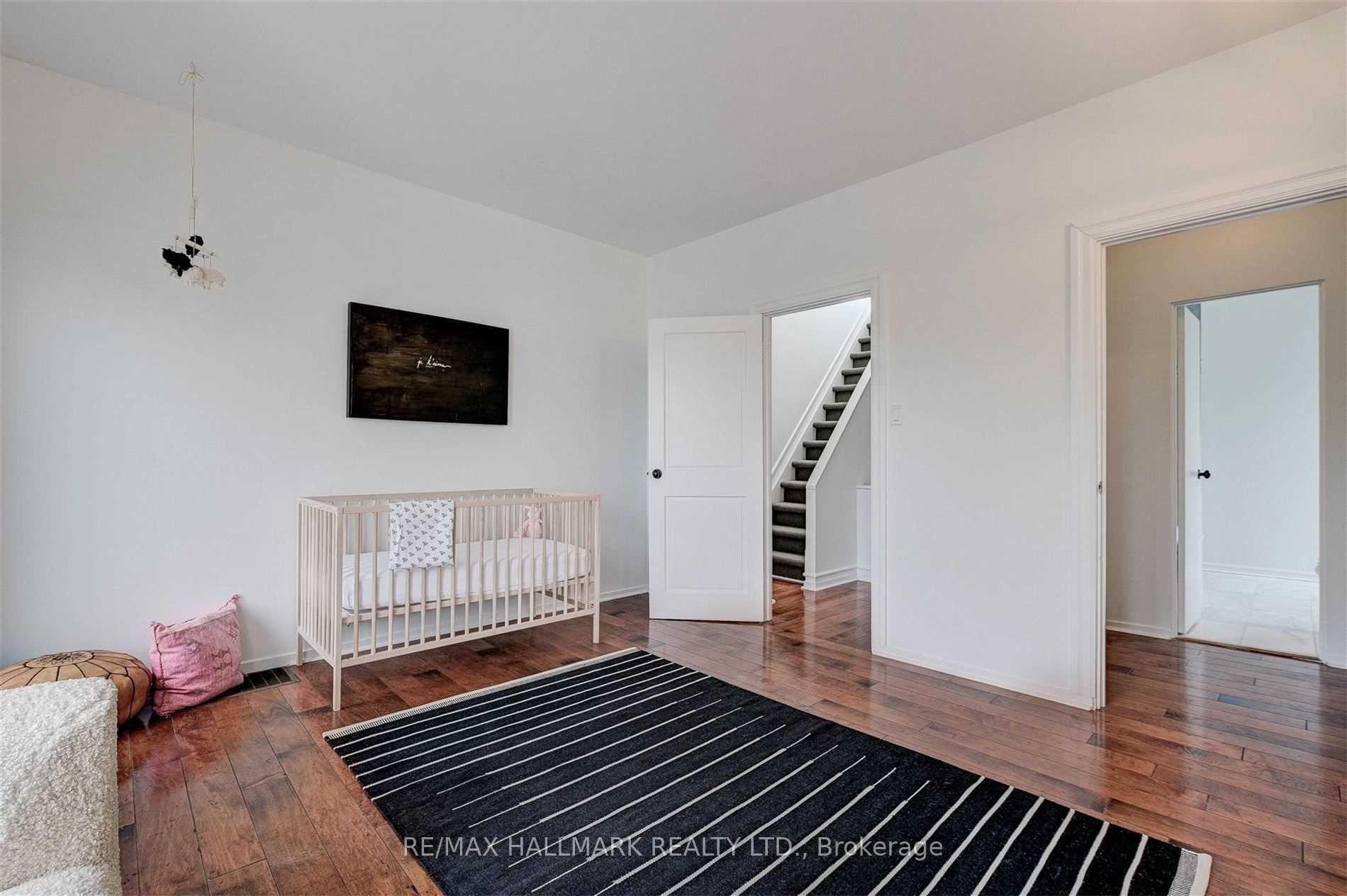 Photo 13 of 9 Harcourt Avenue, Toronto, North Riverdale — HOMEH