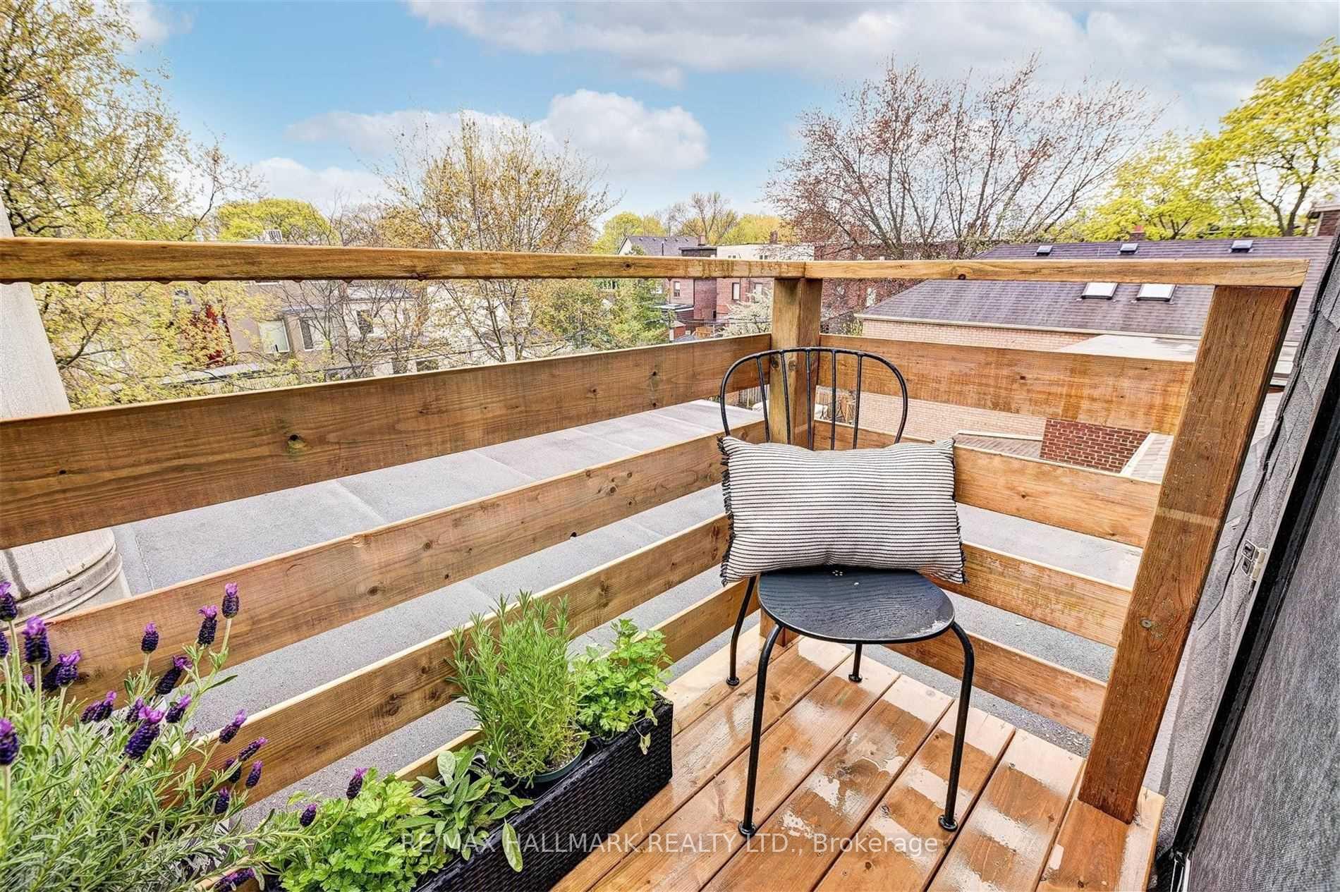 Photo 32 of 9 Harcourt Avenue, Toronto, North Riverdale — HOMEH