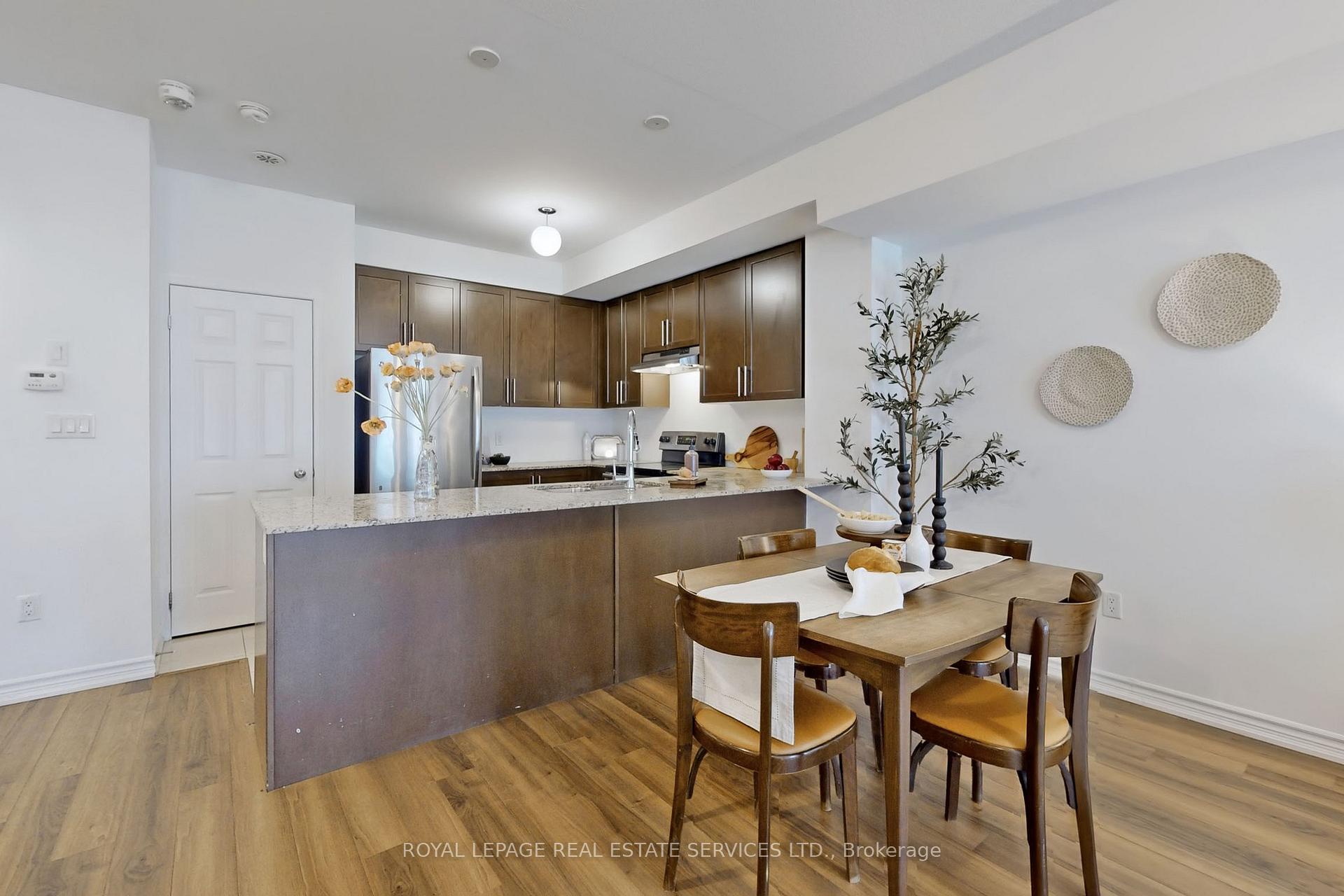 Photo 14 of Unit 6, 1050 Elton Way, Whitby, Pringle Creek — HOMEH