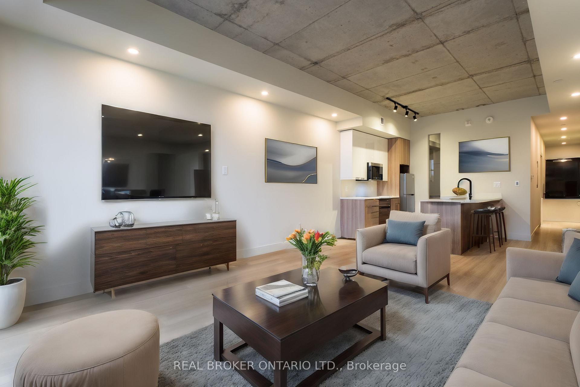 Photo 12 of Unit 404, 24 Augusta Street, Hamilton, Corktown — HOMEH